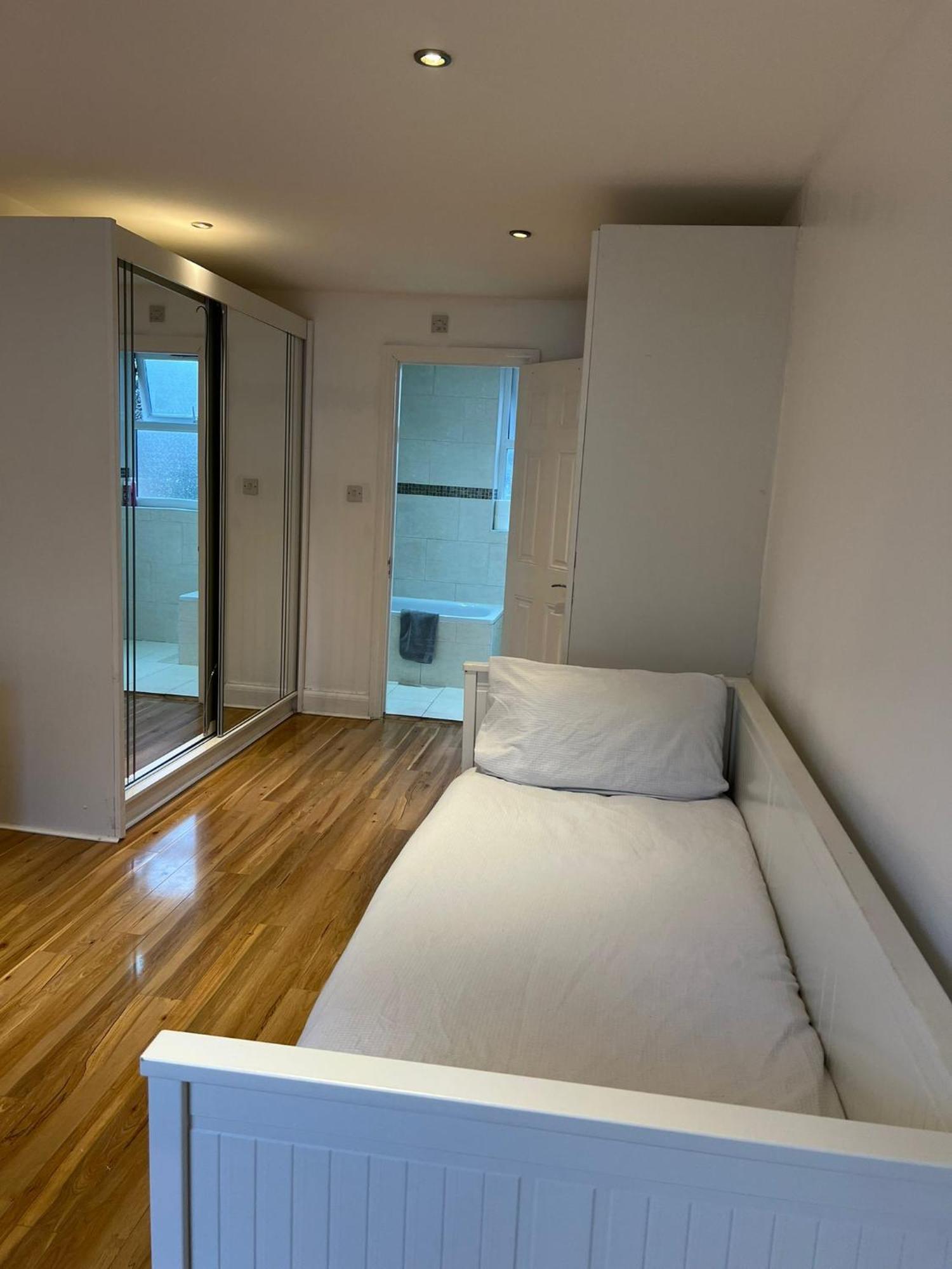 93 West Road * London