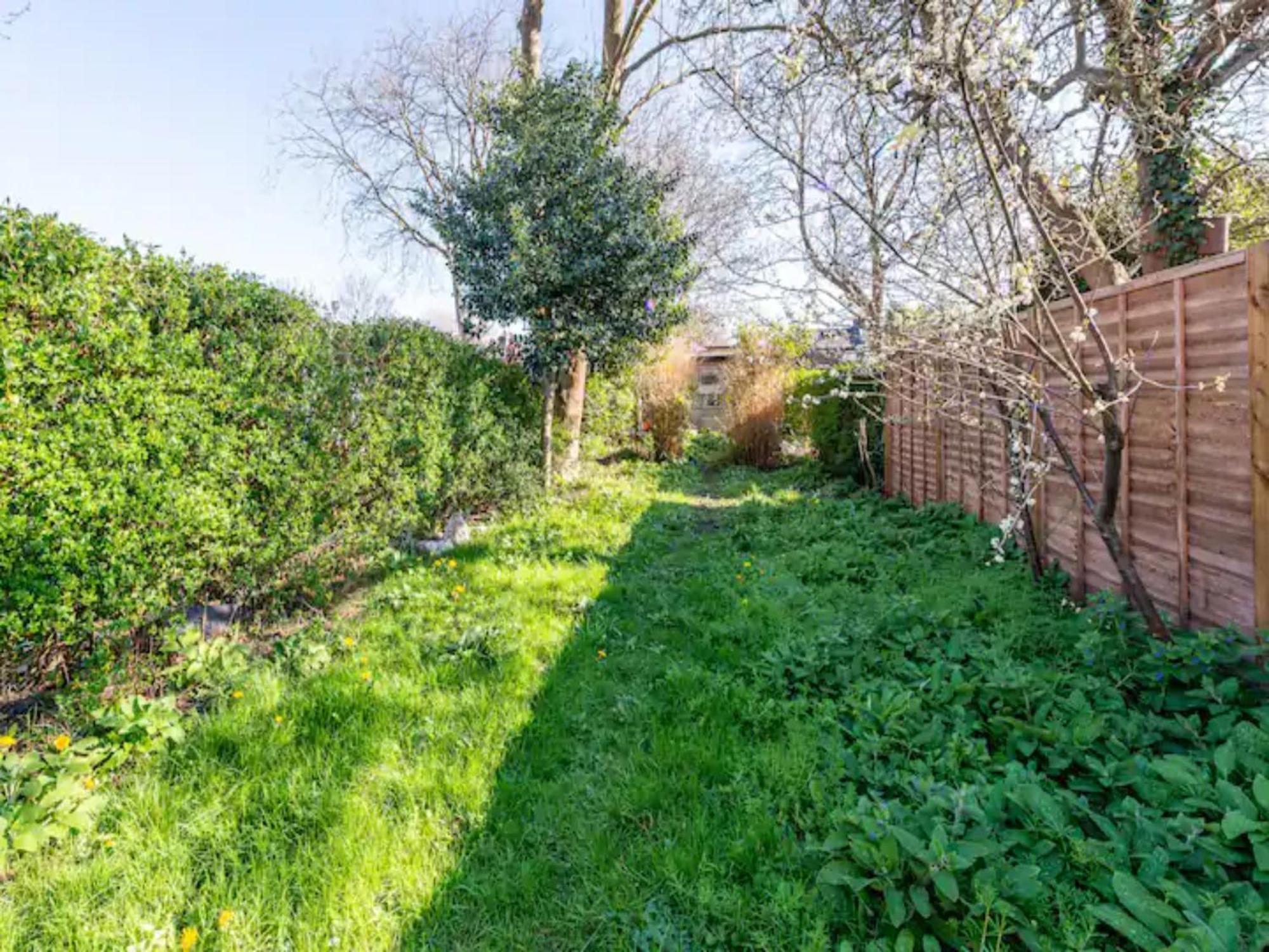 Vakantiehuis Pass The Keys Charming Victorian 2 Bed House With Artistic Flair In Acton Ideal For Families And Groups Excellent Transport Links Londen