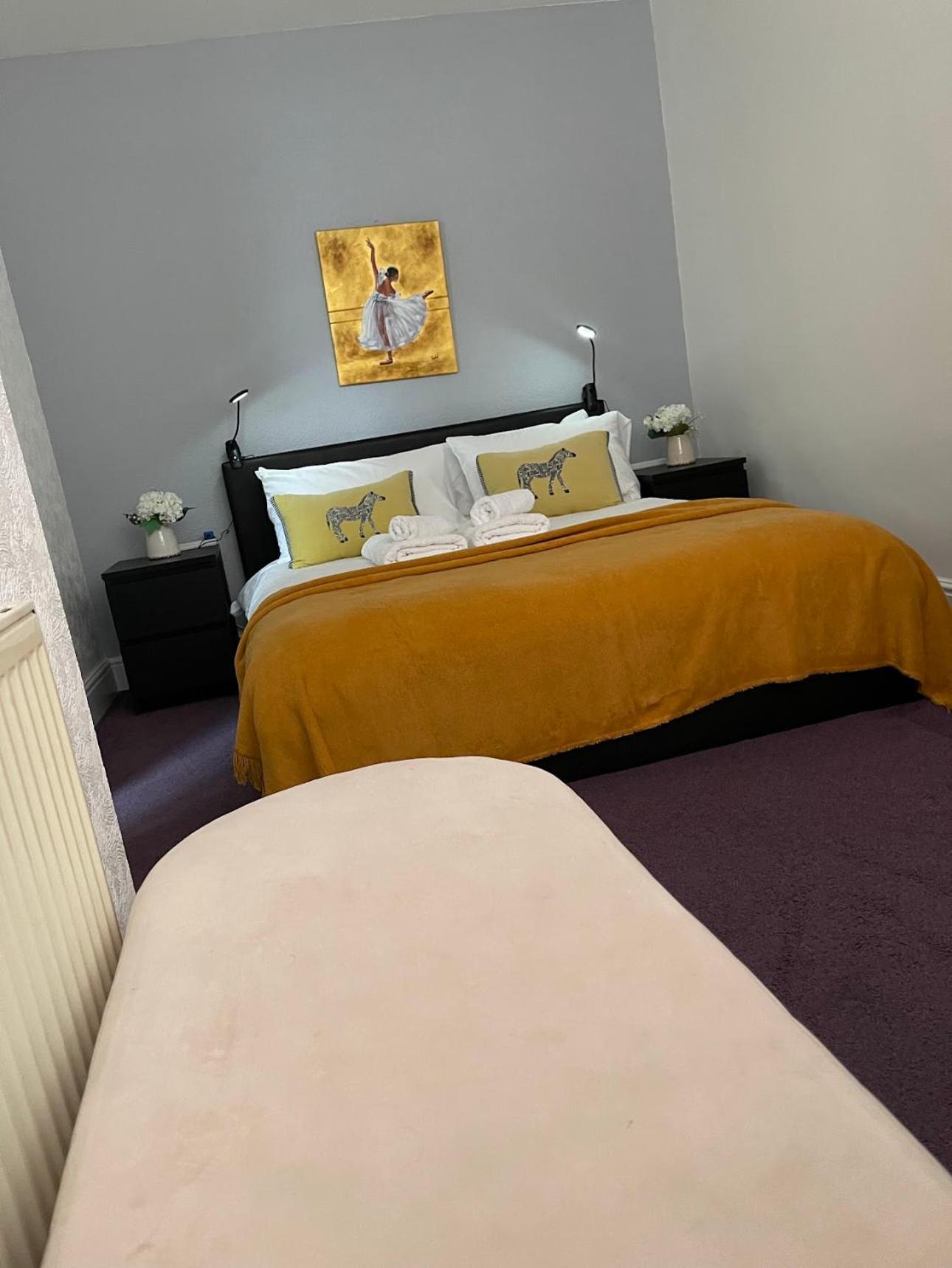 3 Bedroom Flat In Maida Vale Appartement Londen