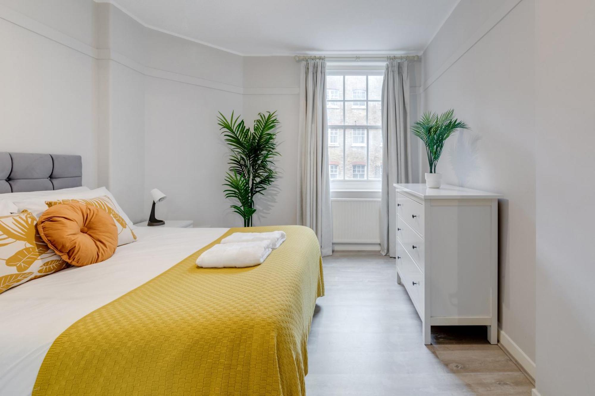 Spacious 1 Bed Apartment- Close To Kings Cross Station Leilighet London