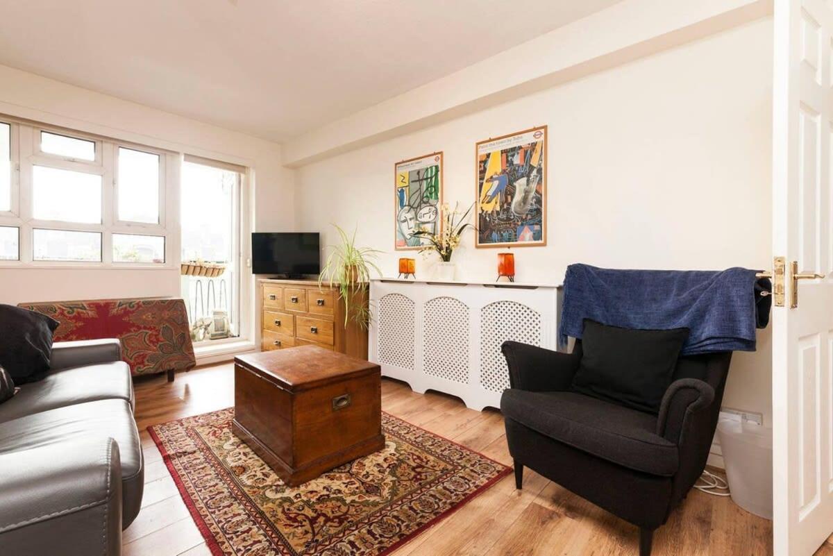 Apartment Camden Flat With Terrace For 4 People