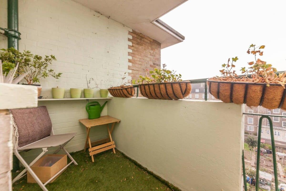 Camden Flat With Terrace For 4 People