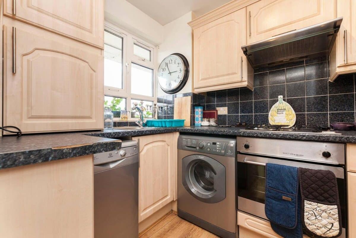 Camden Flat With Terrace For 4 People Apartment *