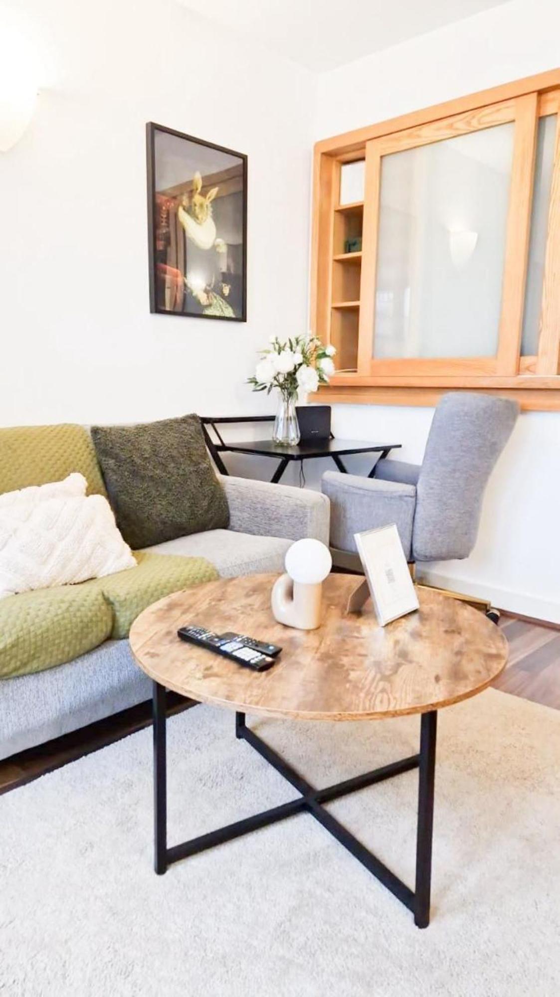 1 Bedroom Flat With Free Parking In Canary Wharf Near Musuem Appartement