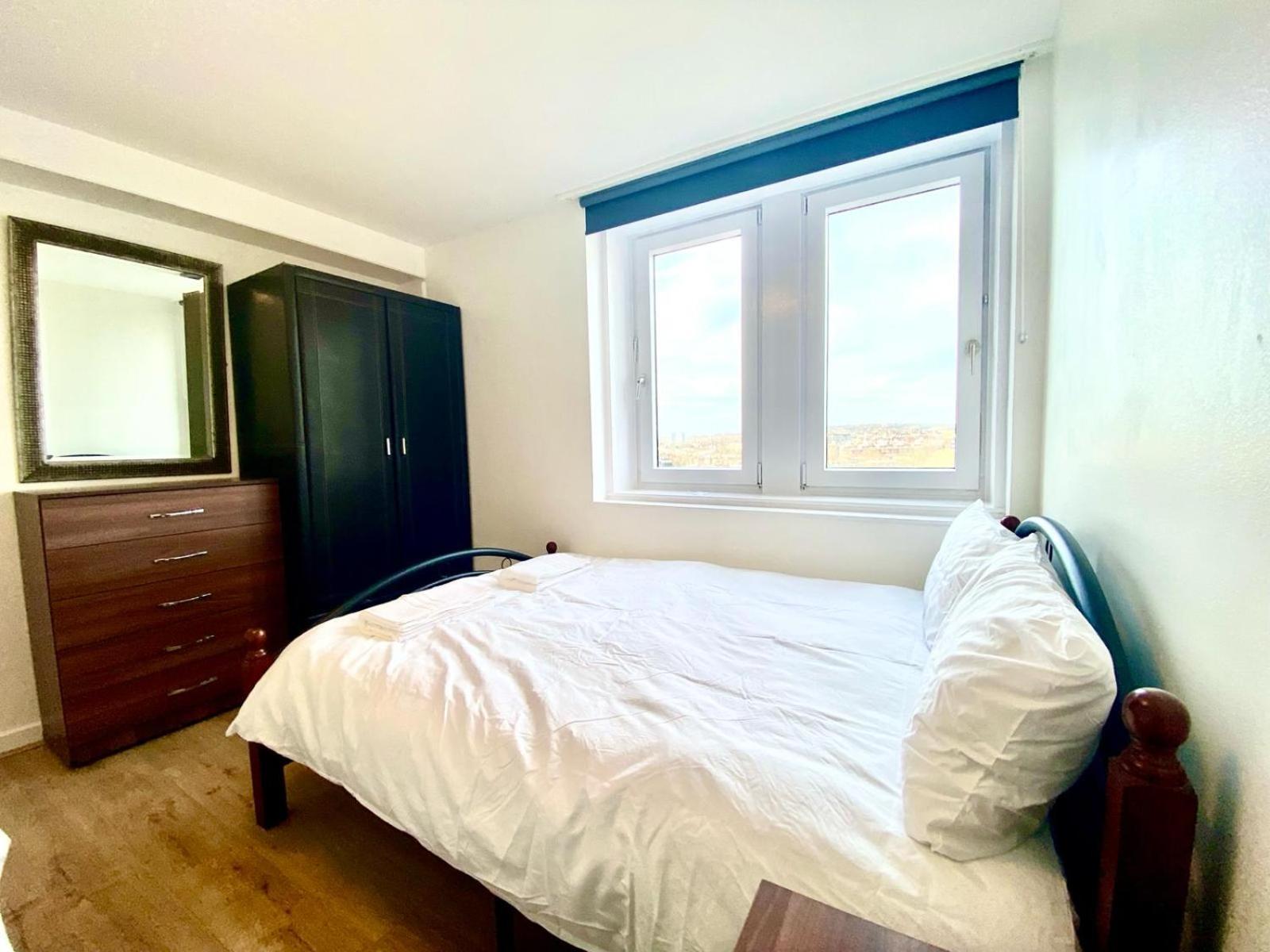Comfy Two Bedroom Flat Edgeware Road In * London