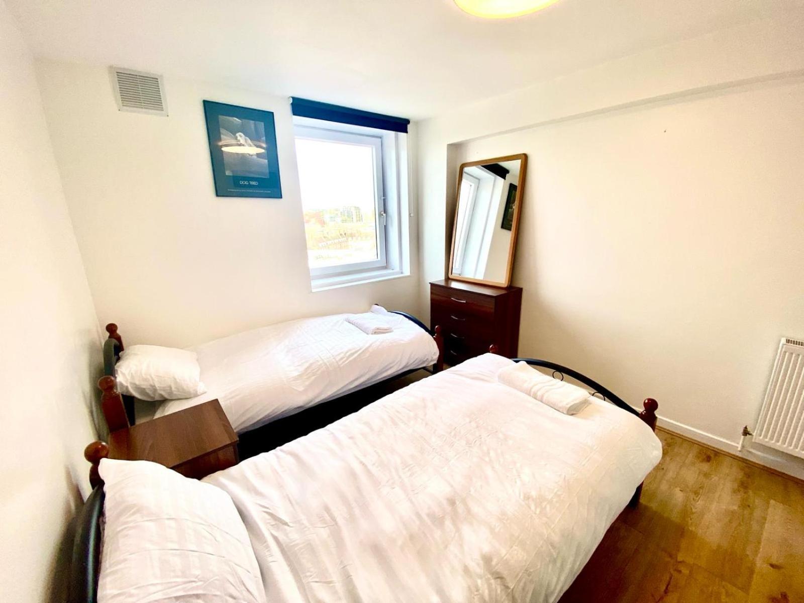 Apartment Comfy Two Bedroom Flat Edgeware Road In
