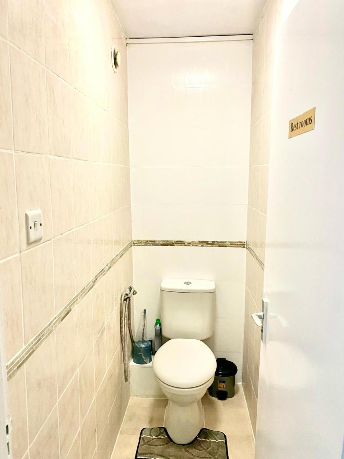 Comfy Two Bedroom Flat Edgeware Road In