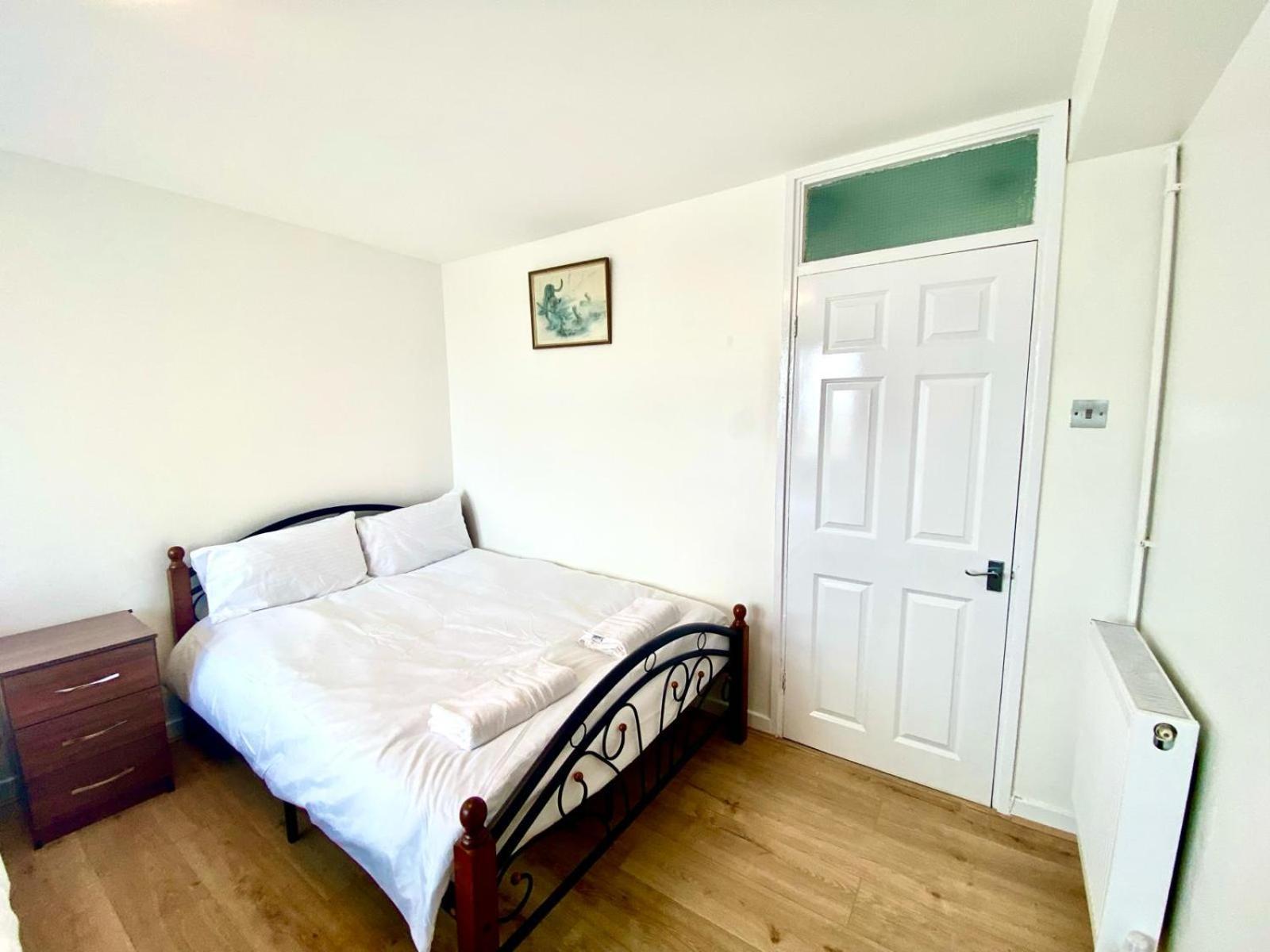 Comfy Two Bedroom Flat Edgeware Road In Apartment