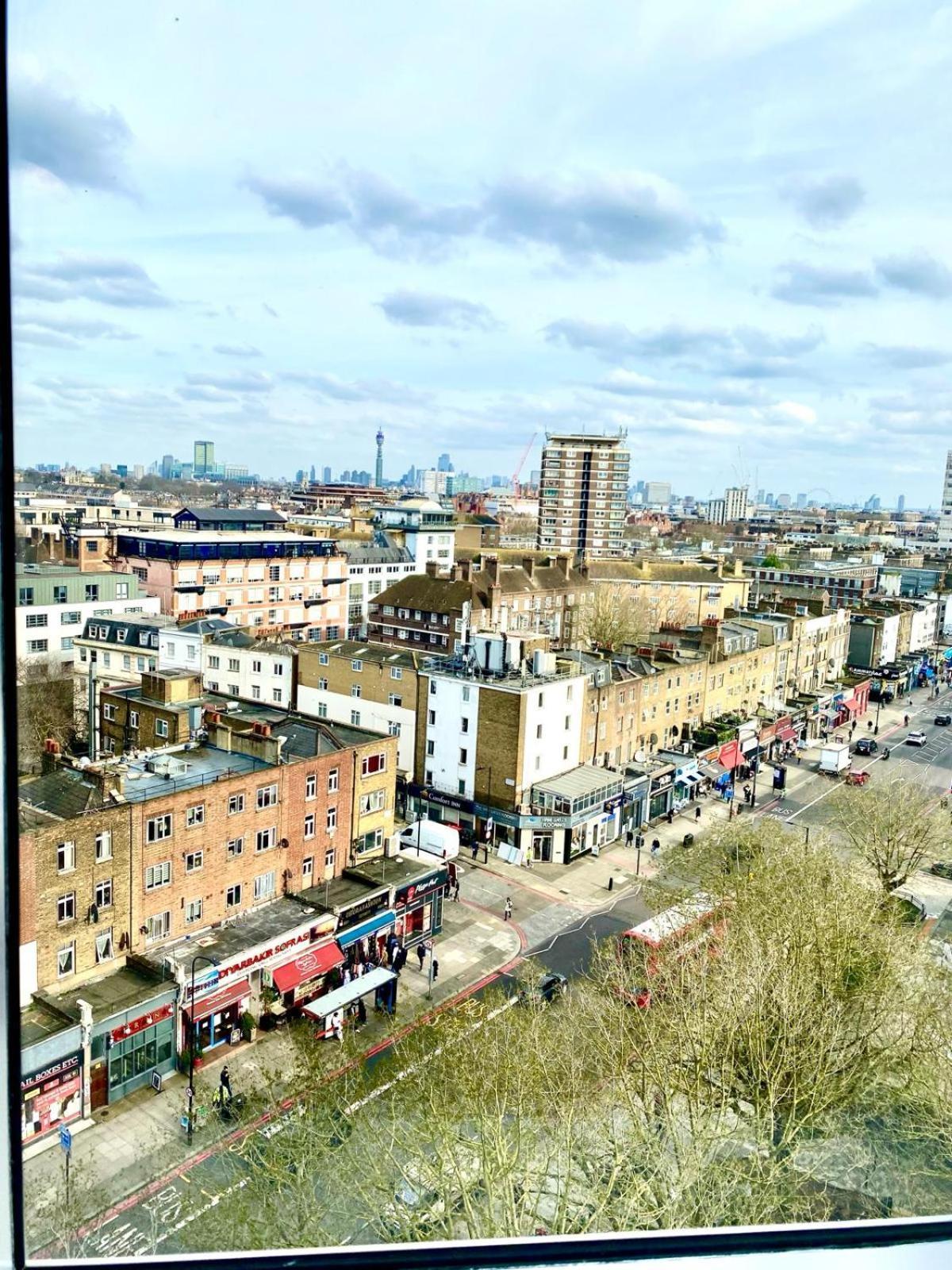 Comfy Two Bedroom Flat Edgeware Road In * London
