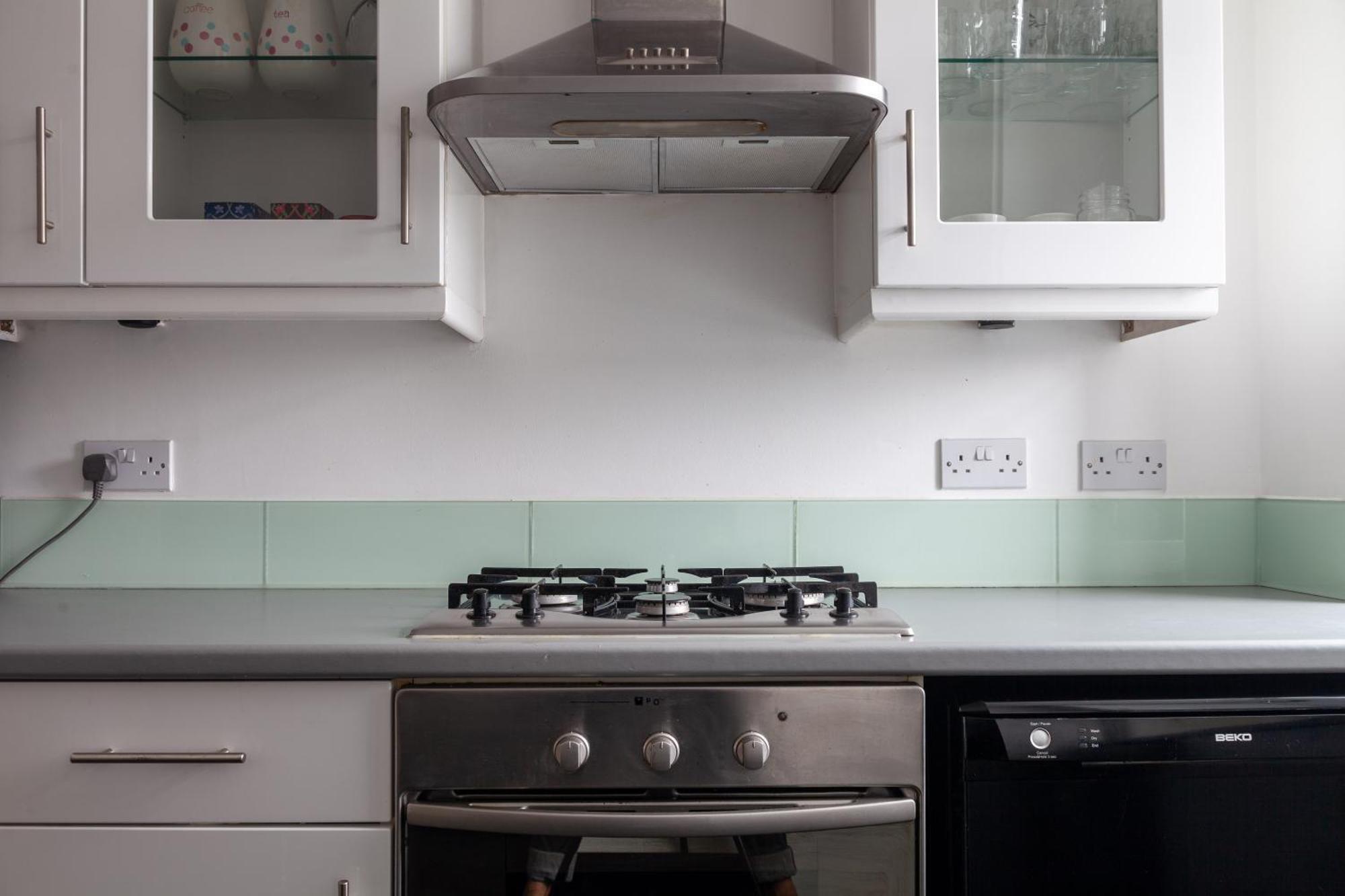 Appartement Magnificent 2 Bedroom Flat, Caledonian Road Londen