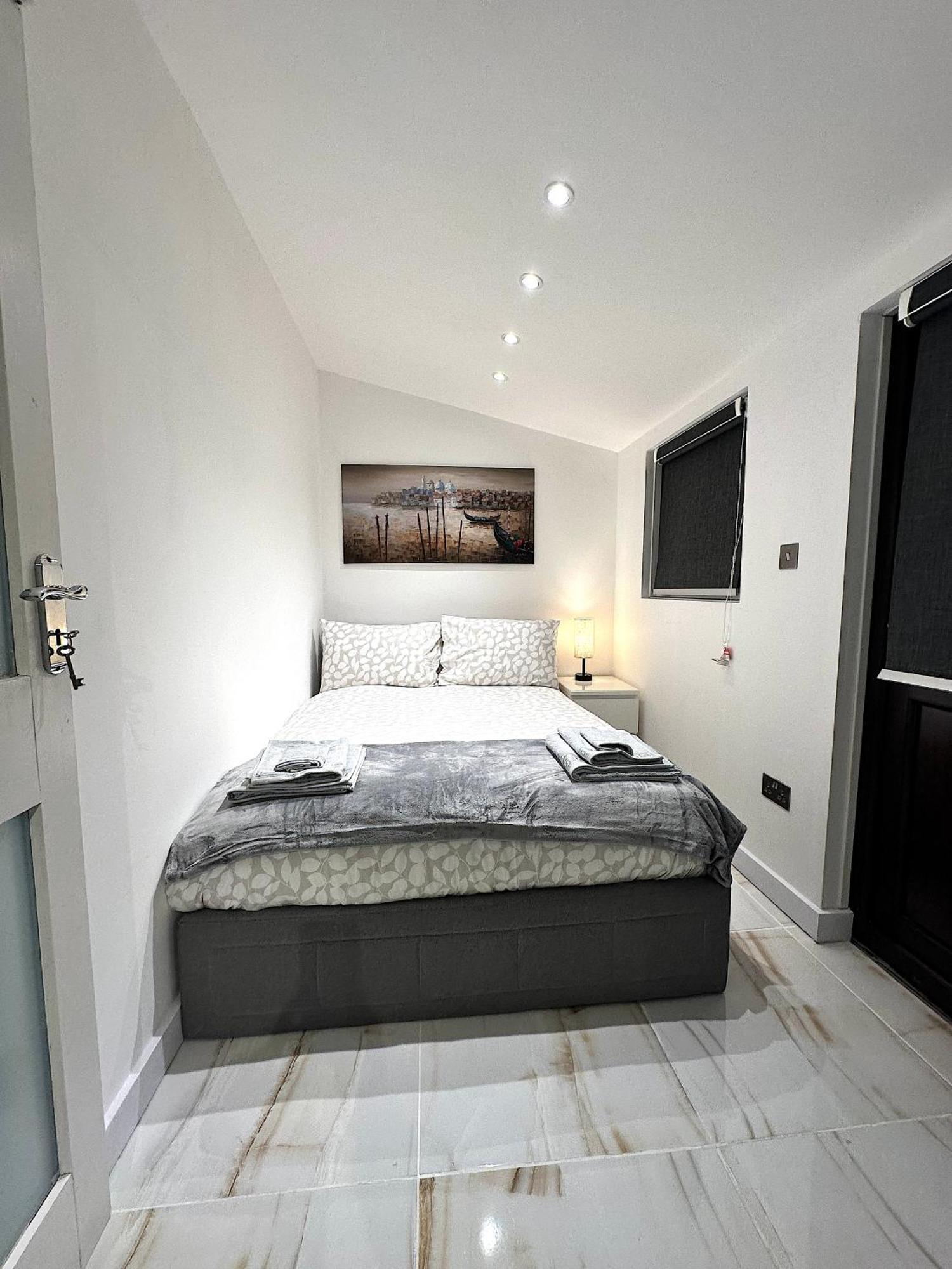 Zone 1 Apartamento *