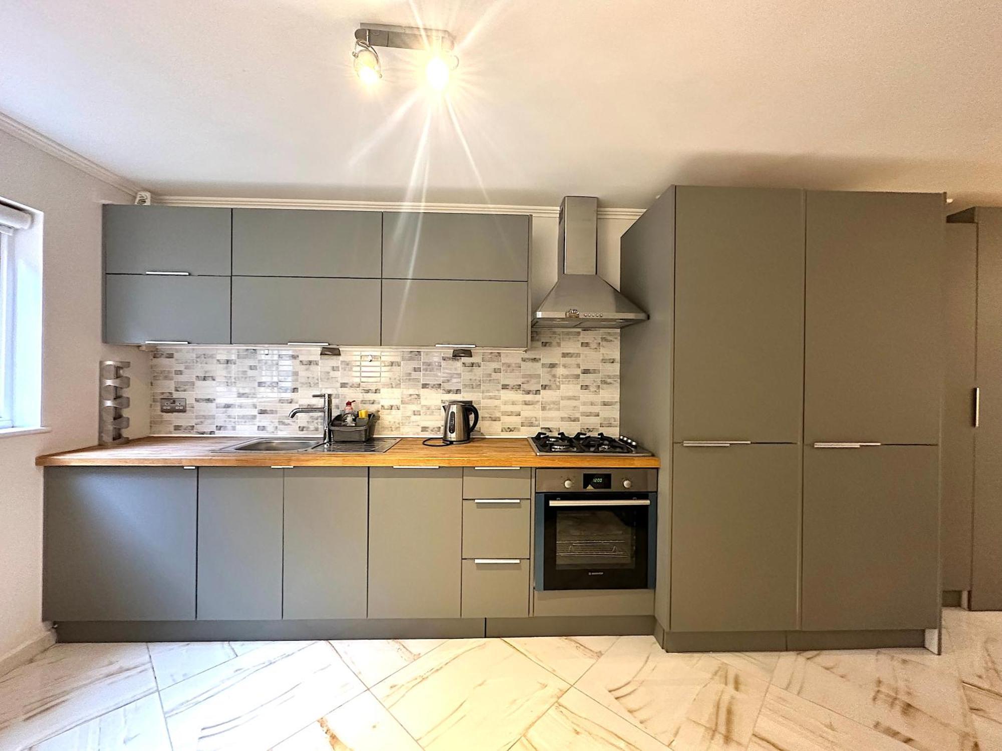 Zone 1 Apartment