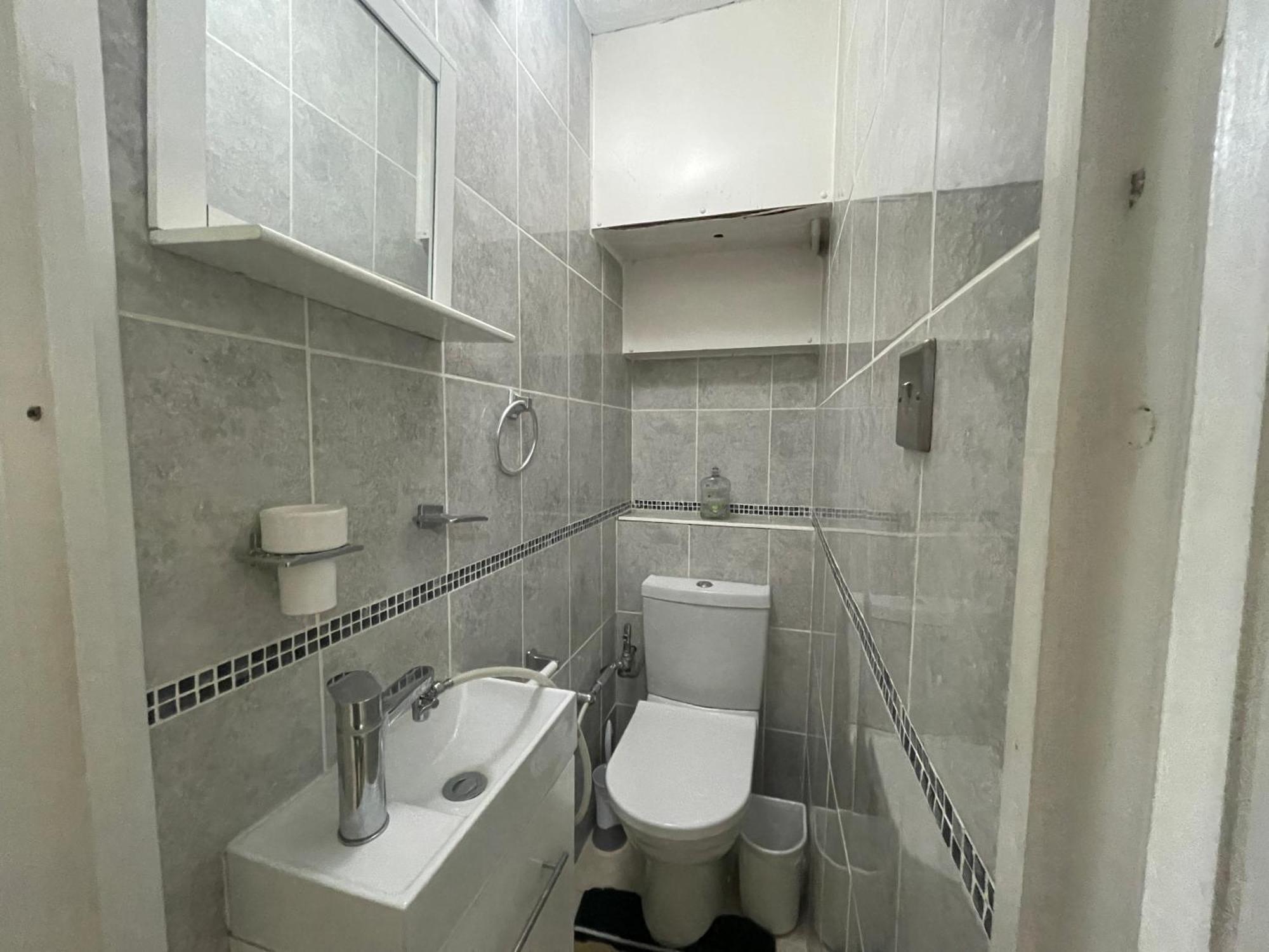 Charming For Rent Ideal For Tourists Near Portobello Market Pensión *