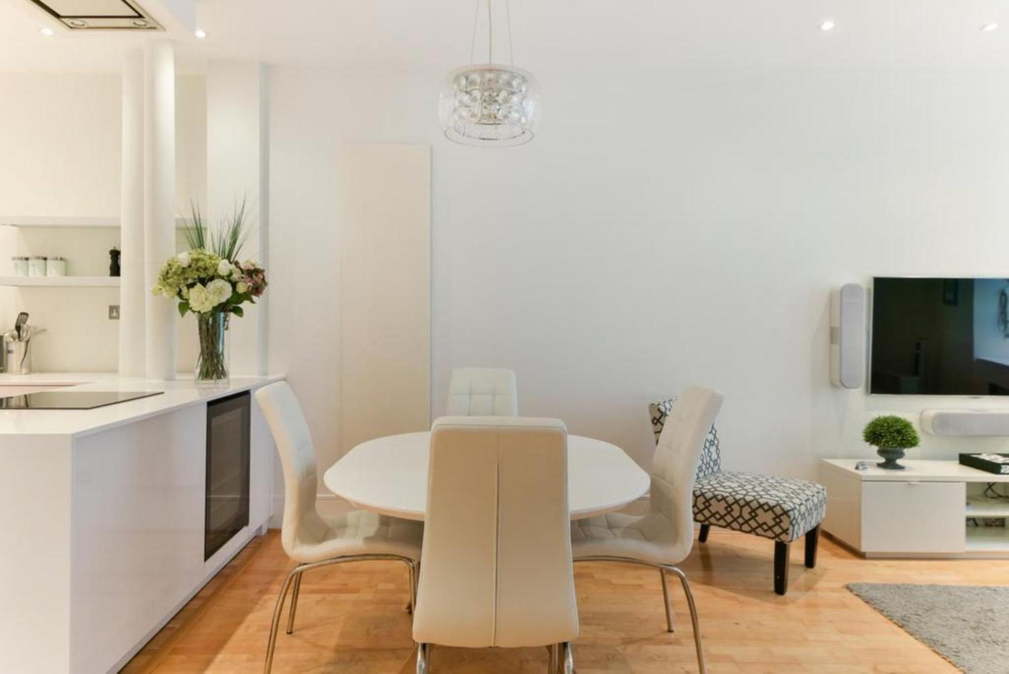Best Mayfair Location With 2 Super King Beds London