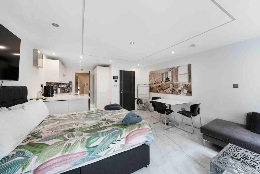 Stylish New Covent Garden Soho Studio Apart Appartement Londen