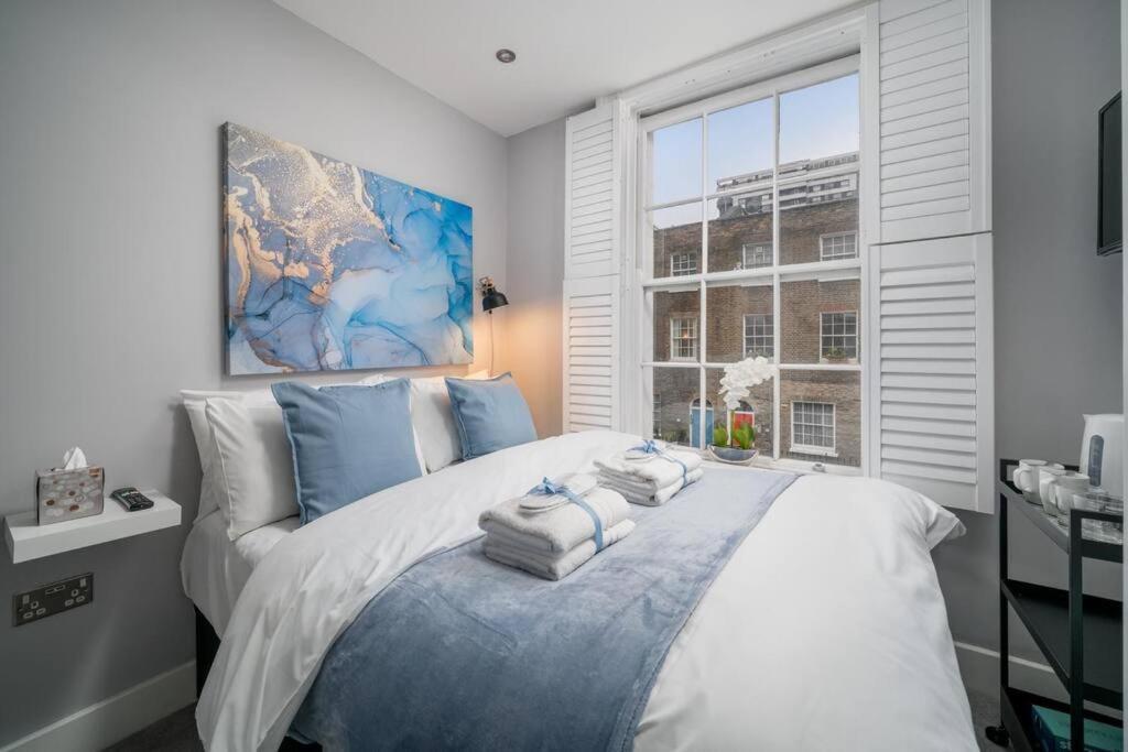 Vakantiehuis Luxury 6 Bedroom House In Star Street Londen