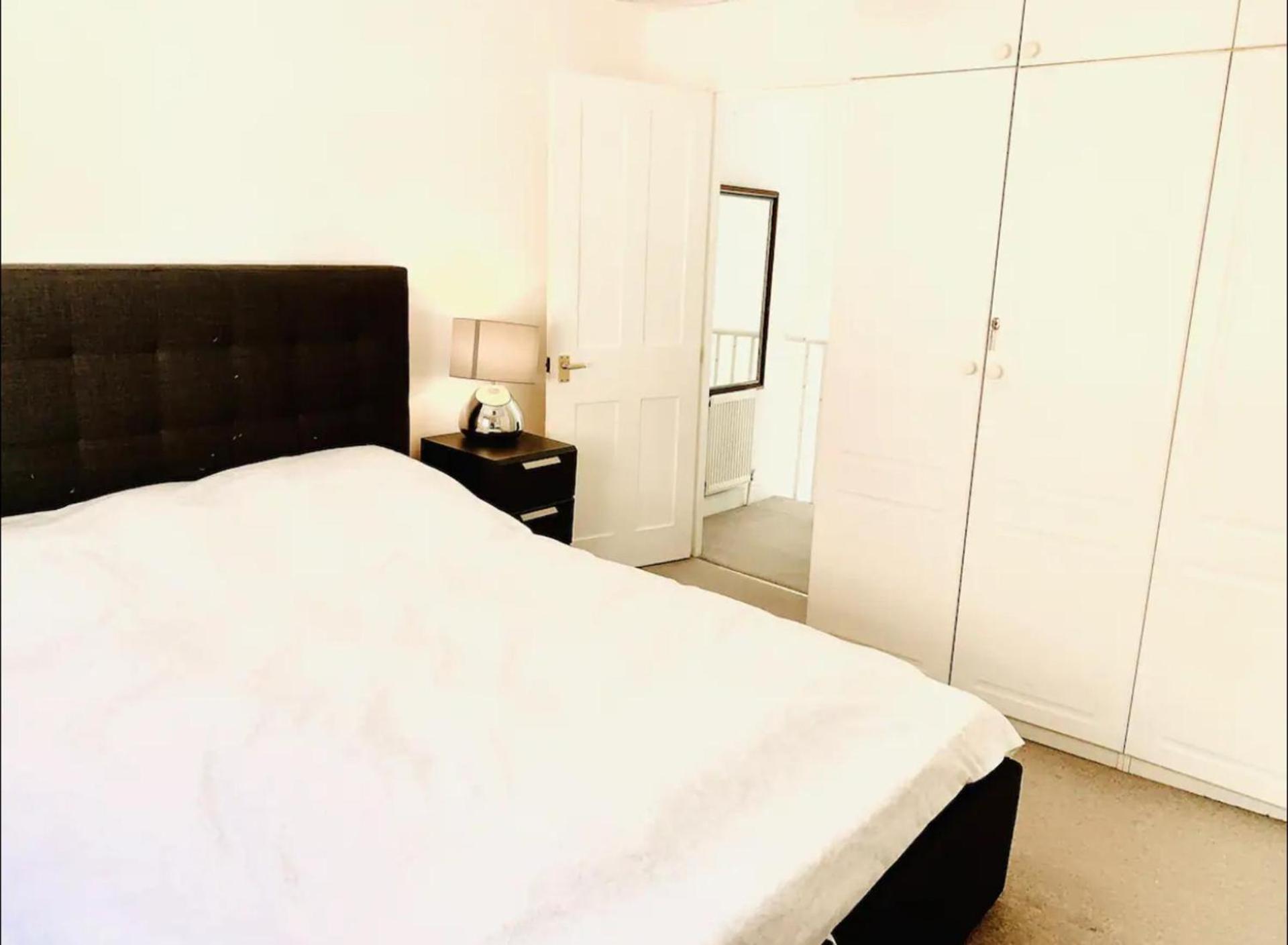 Beautiful 1 Bed Mayfair England Apartment