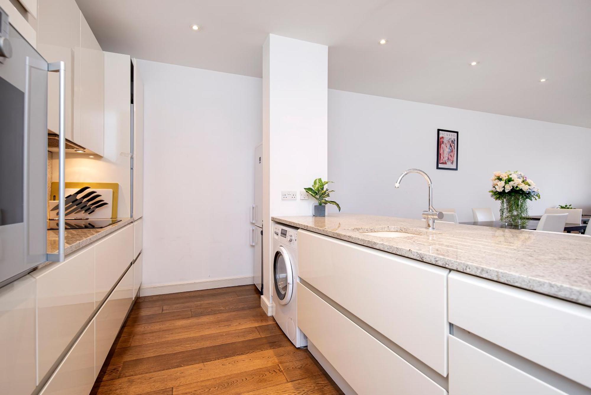 Apartment 2 Bed Maissonette
