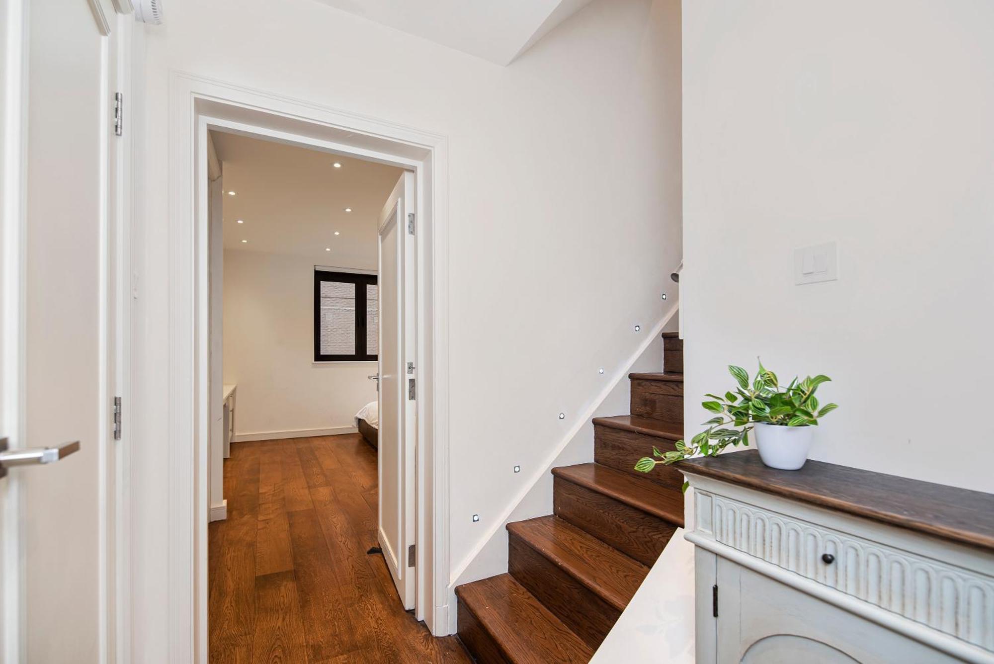 Apartment 2 Bed Maissonette