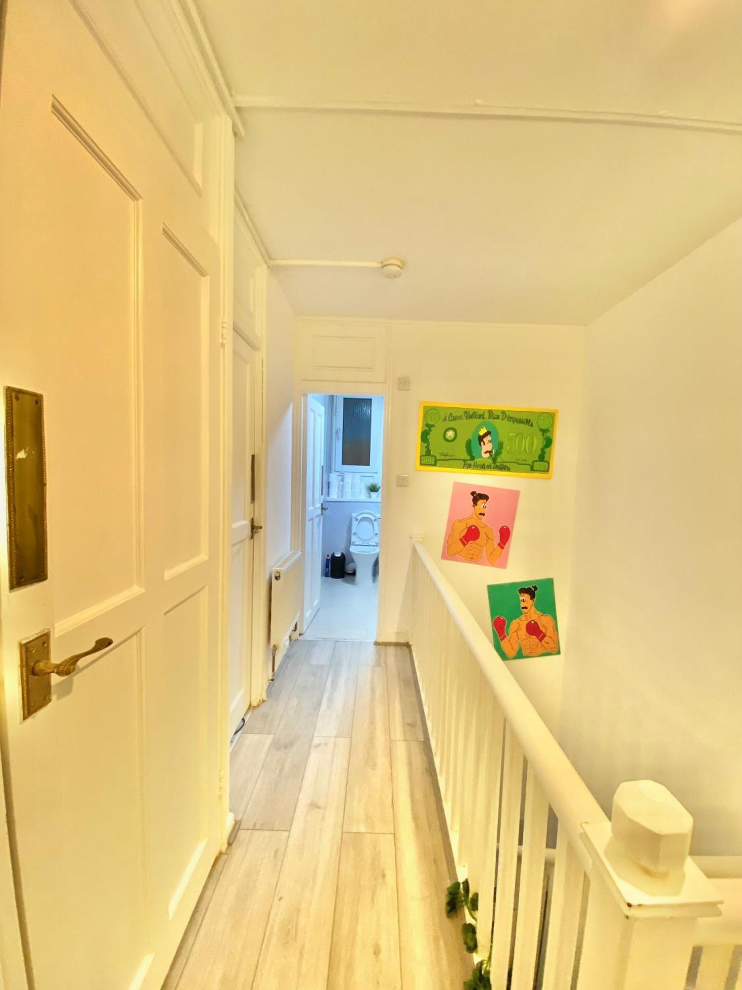 Canary Wharf Serviced * London