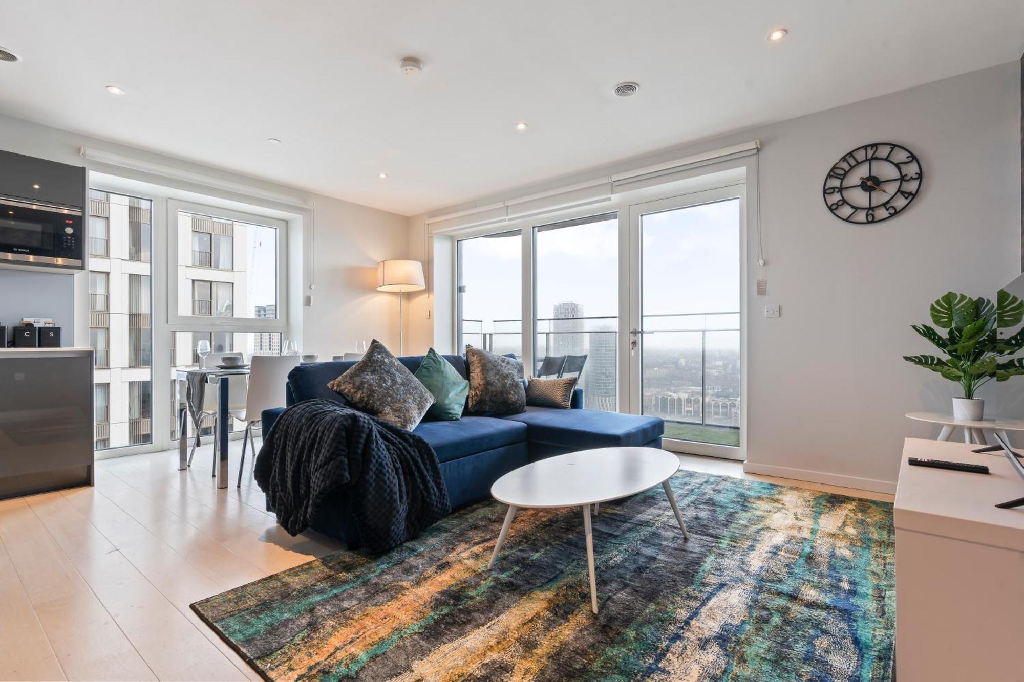 Elegant 2br Flat On 20th Floor Near Many Attractions Apartment London