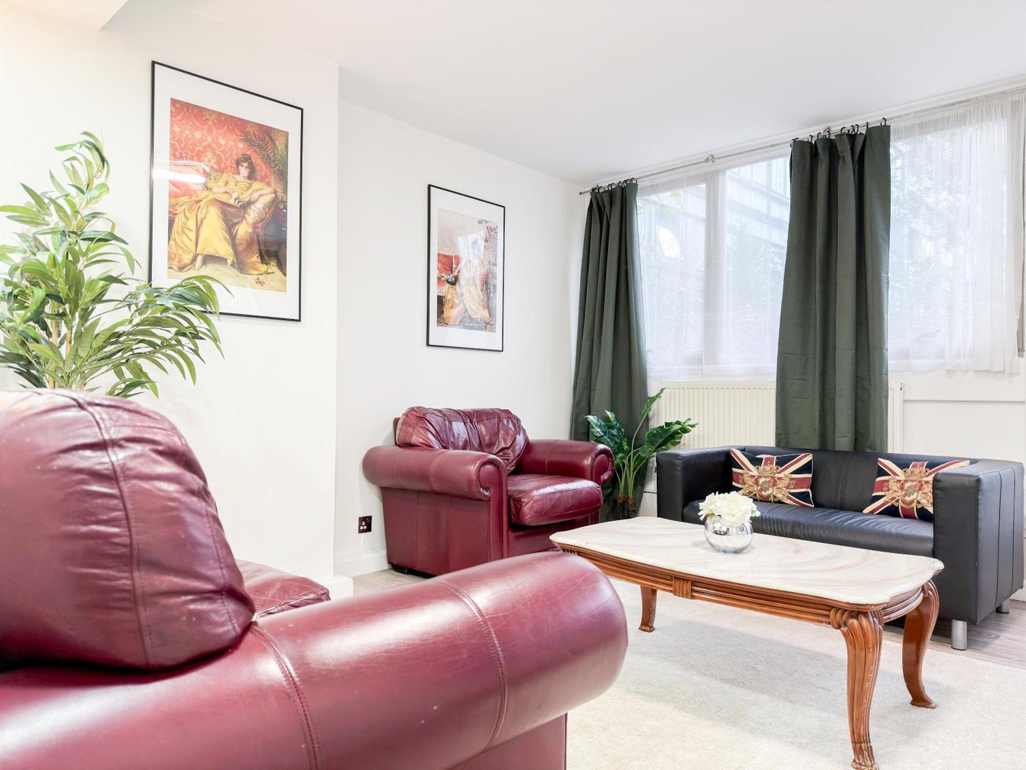 Appartement Cosy 3 Bedroom 3 Bathroom Flat With Private Garden- Maida Vale, Near Paddington Londen