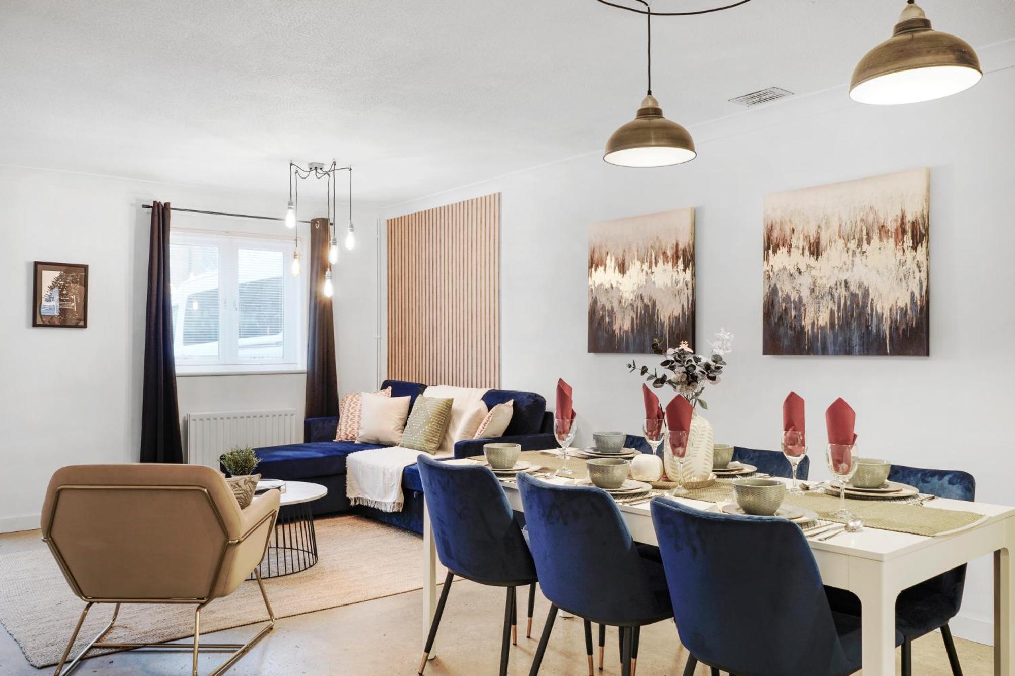 Ferienhaus Stylish 3 Bed In - Garden