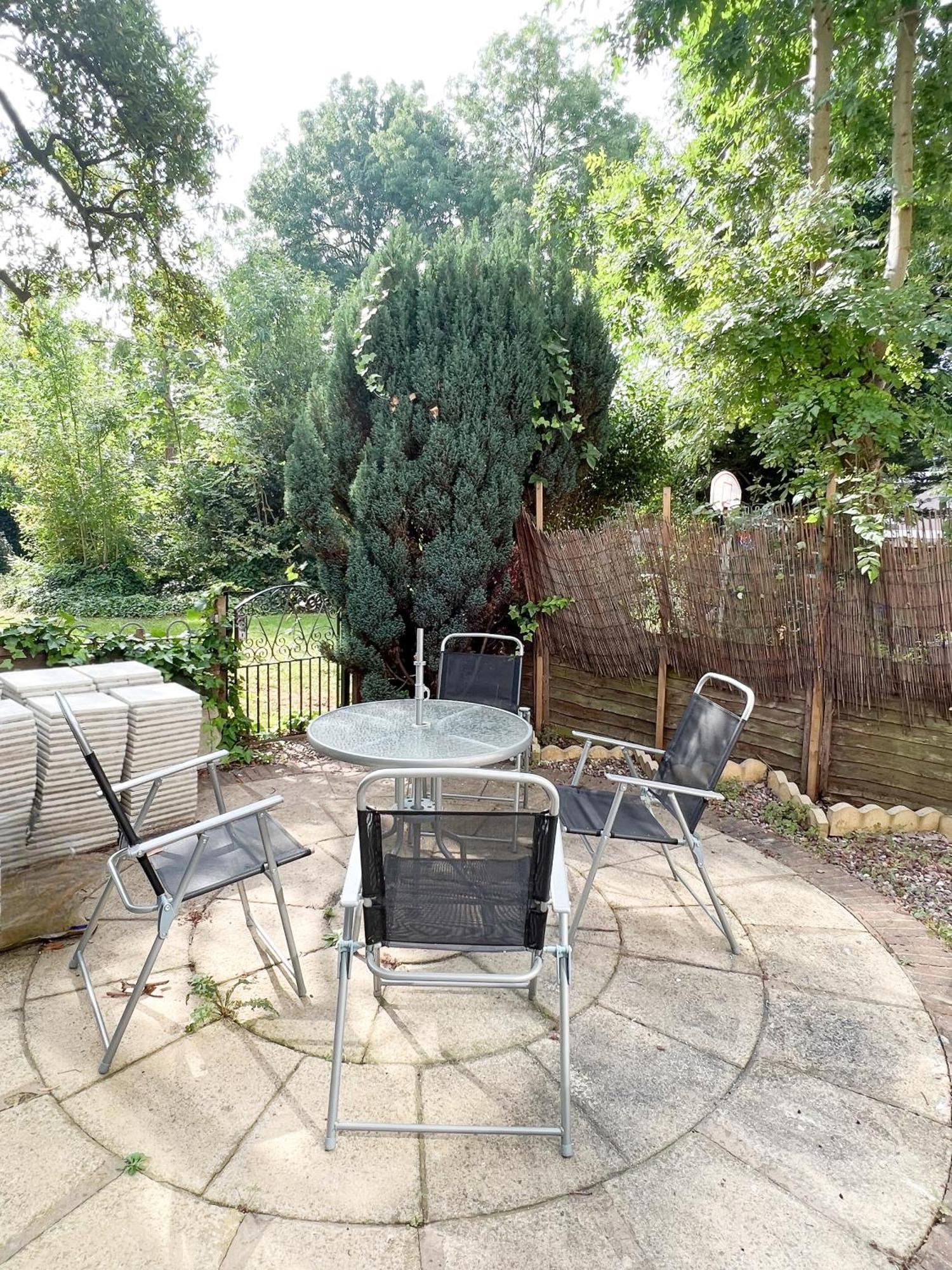 Cosy 3 Bedroom 3 Bathroom Flat With Private Garden- Maida Vale, Near Paddington Apartment *