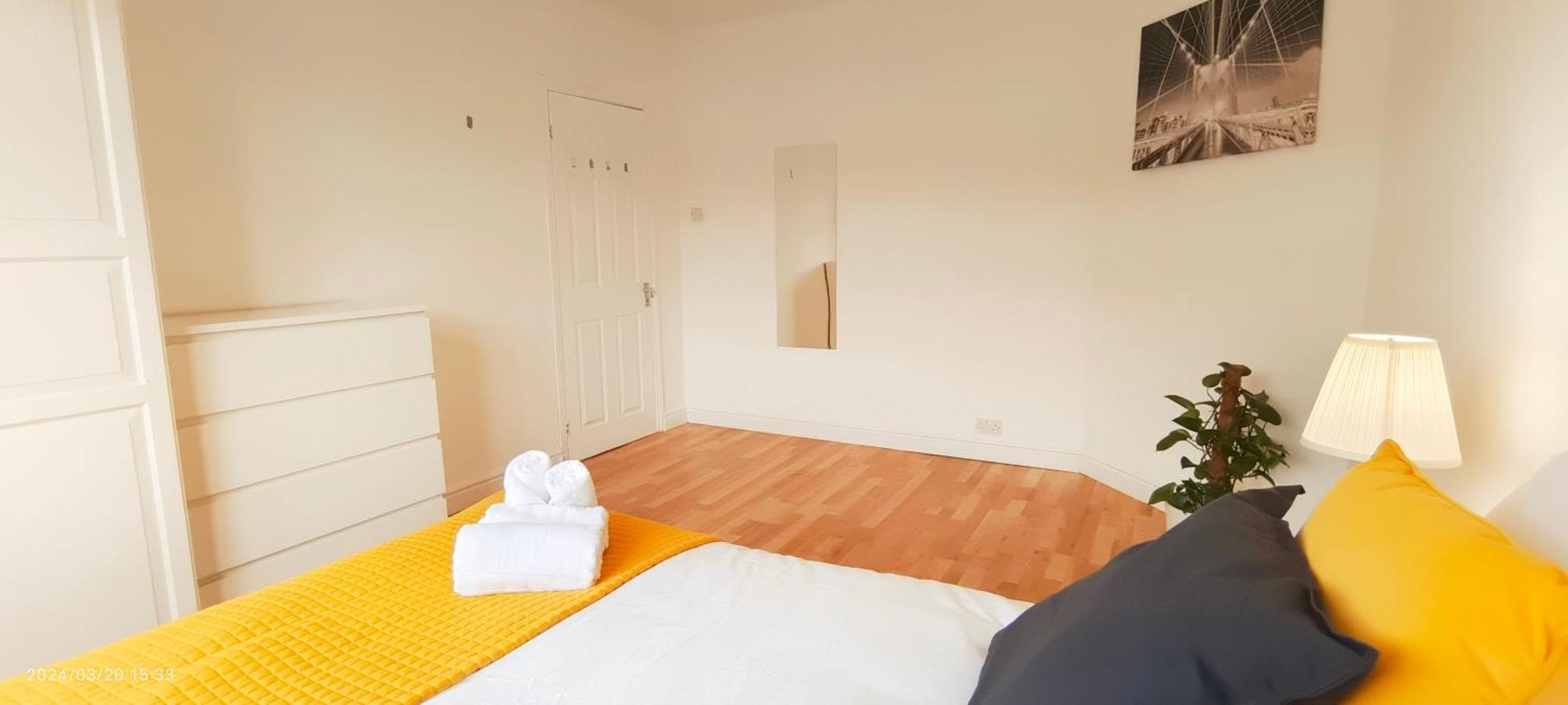 Ferienhaus Maple House Near Wembley Stadium London