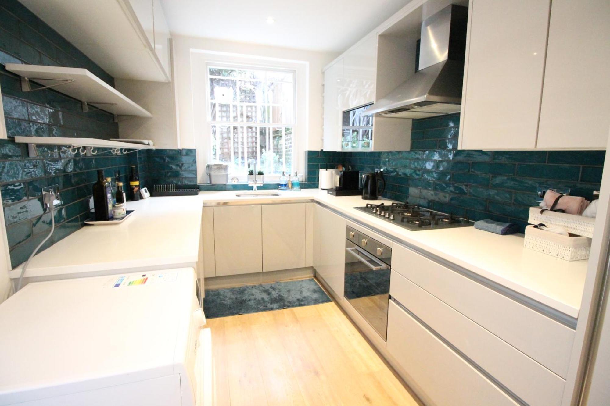 Trendy 2bedroom And 2 Bathroom Flat, Quiet Nottinghill Street Leilighet *