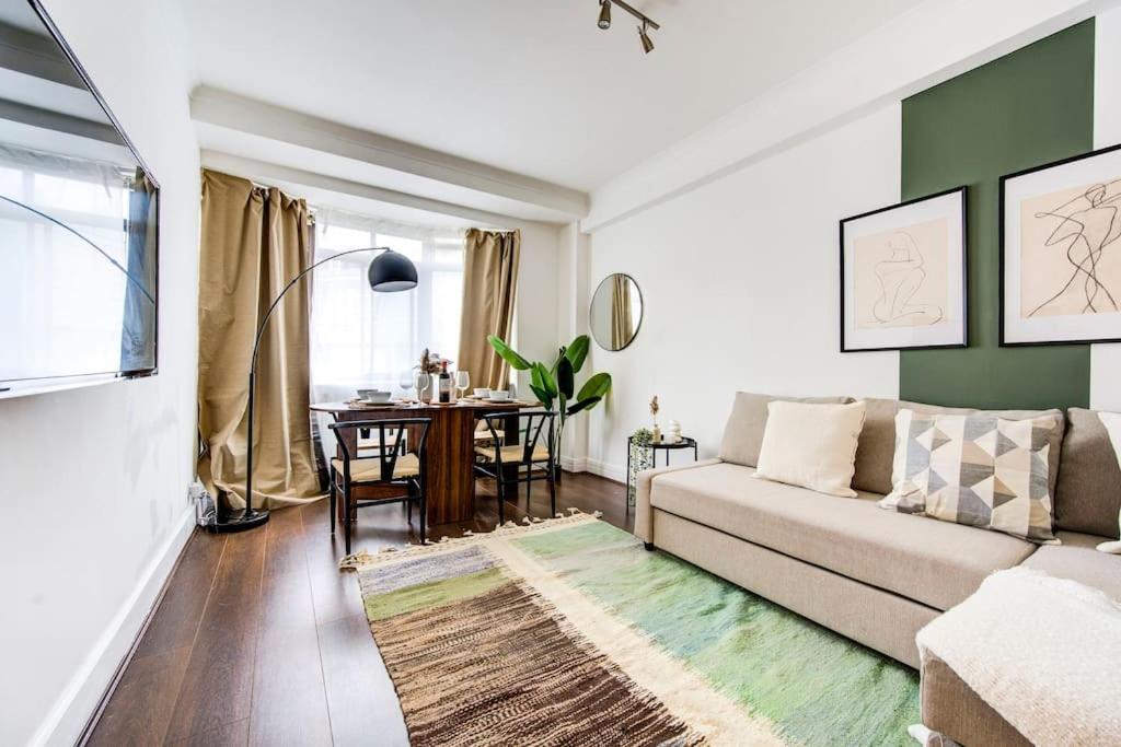 Oxford Circus Chic Modern Flat For 4 Appartement Londen
