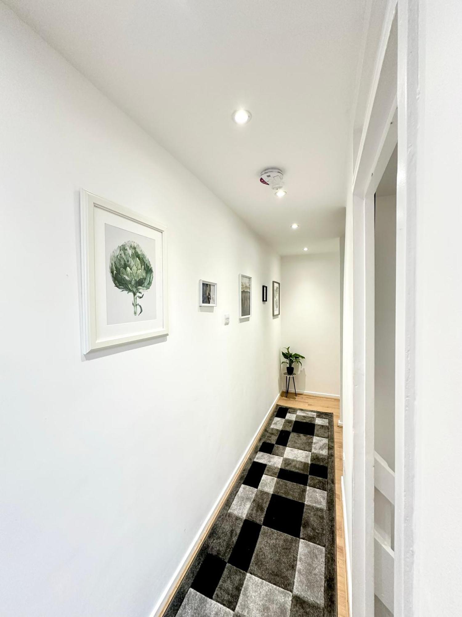 Apartment Stunning Flat: Near Wembley Stadium! London