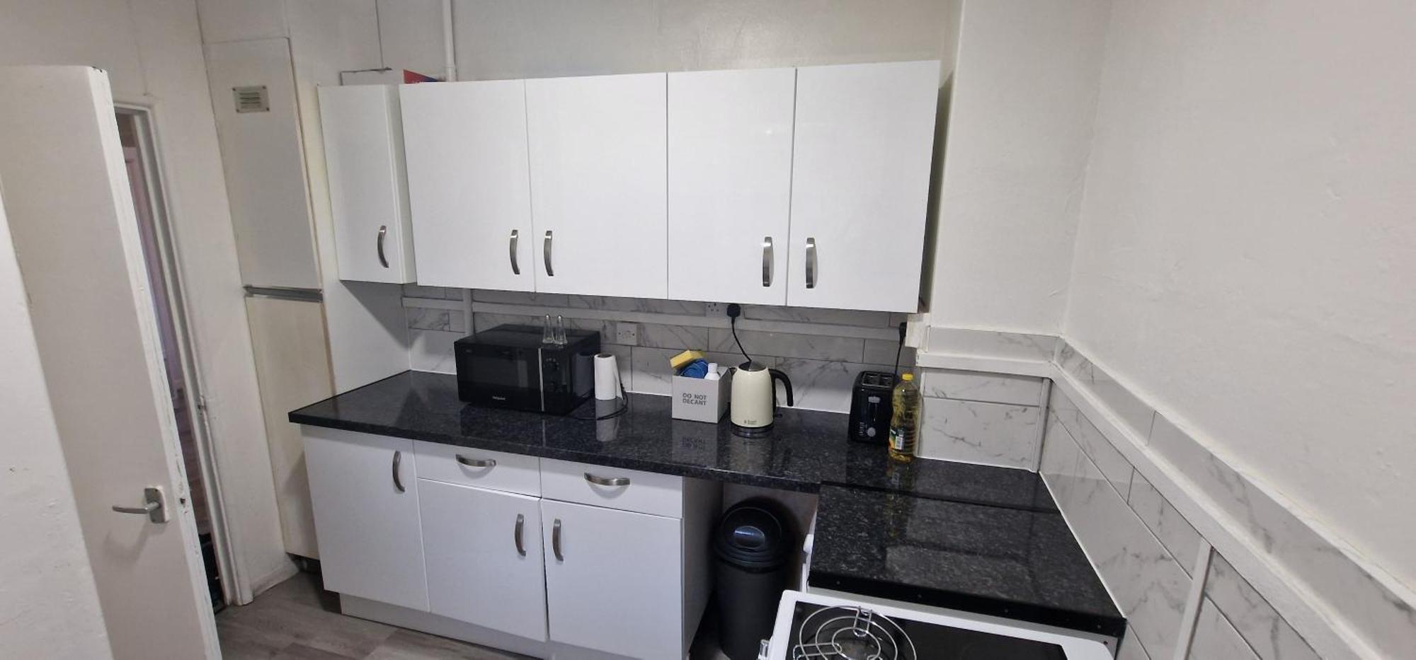 Comfortable 2 Bedrooms Flat In Oval Leilighet London