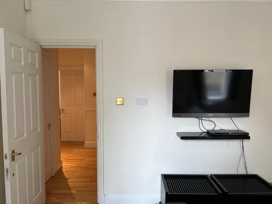 Leilighet Luxury 3 Bedroom, 3 Bath By Oxford St & Soho London