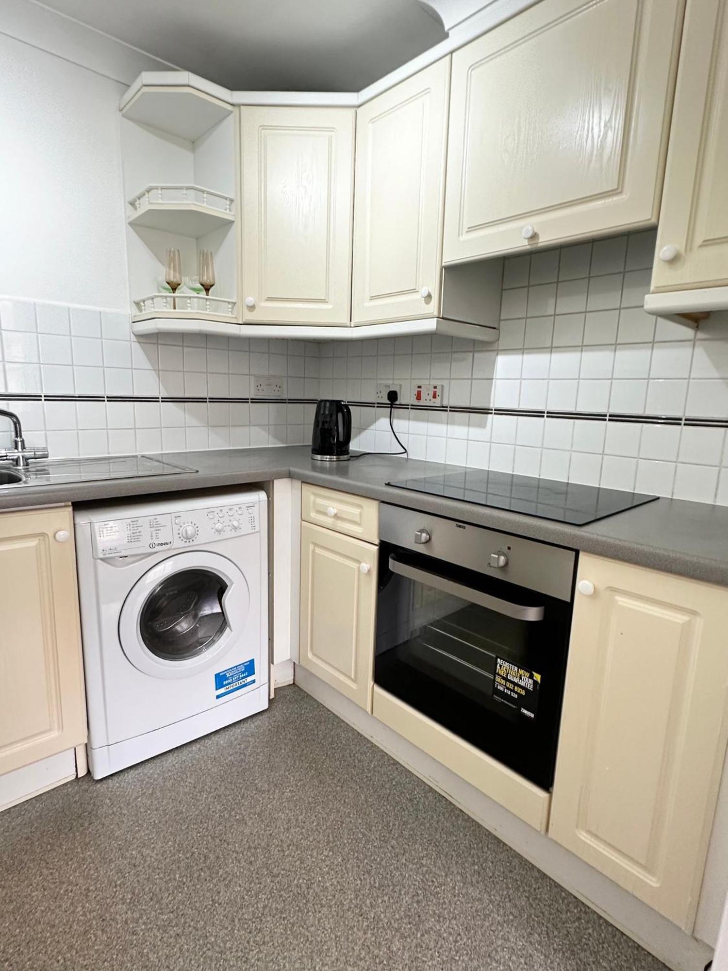 Apartment Spacious Quiet Stylish Entire Flat London