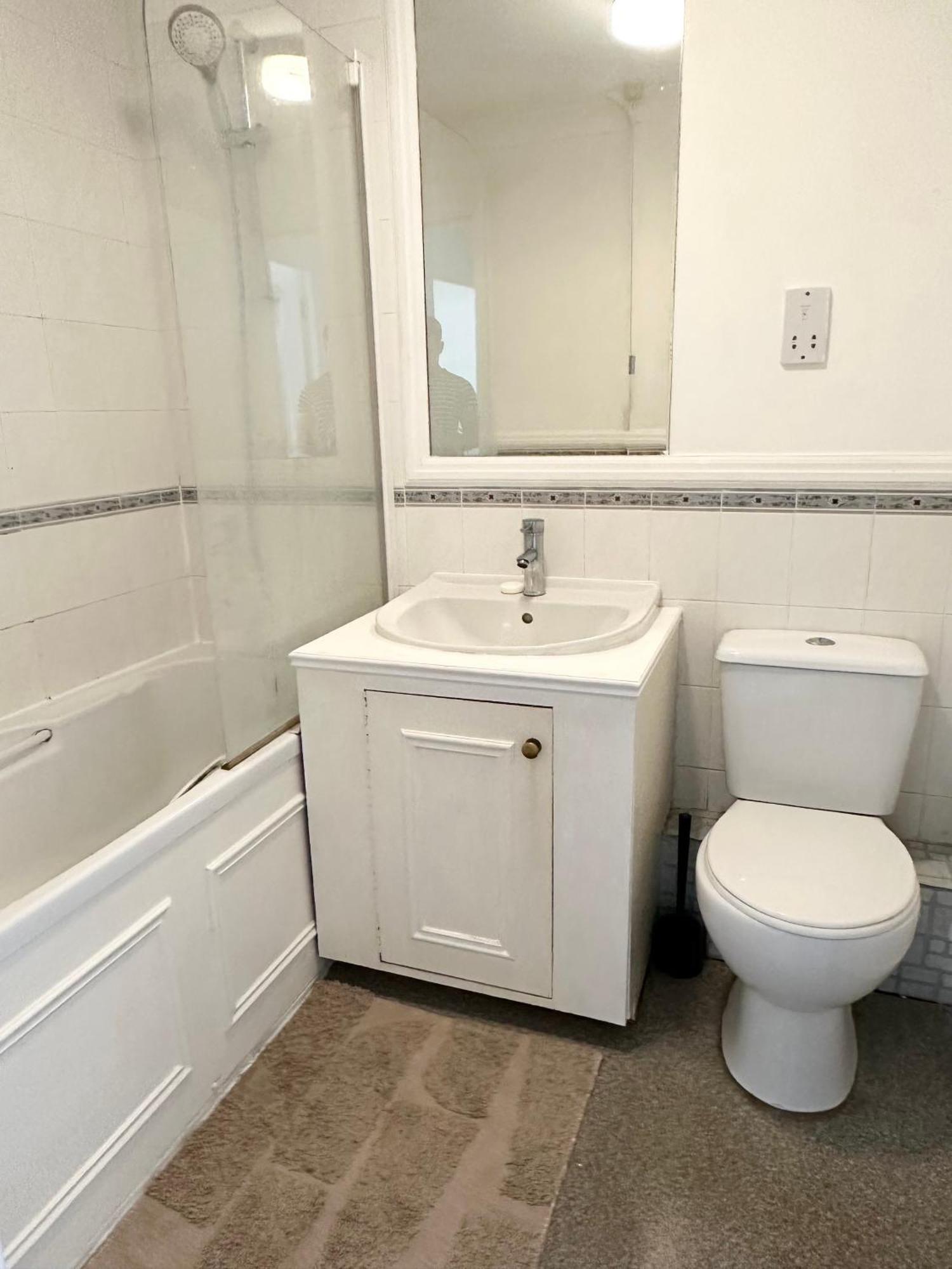 Apartment Spacious Quiet Stylish Entire Flat