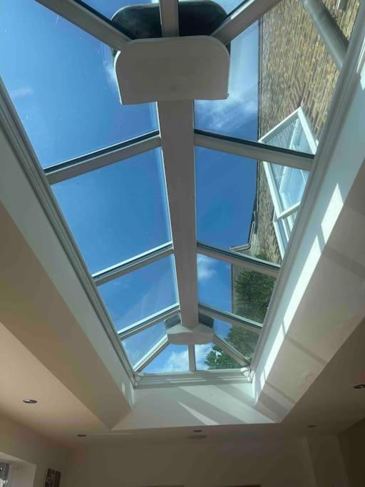 Luxury 4 Bedroom House In Featured On Tv Villa