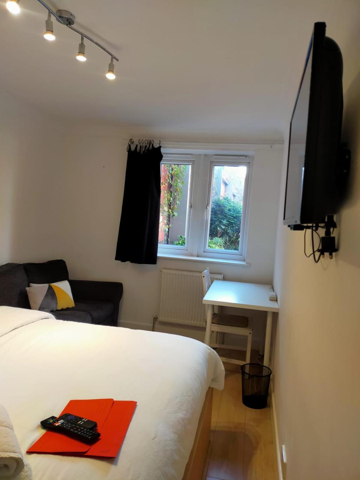 Homestay Cobbold Court Share Flat London