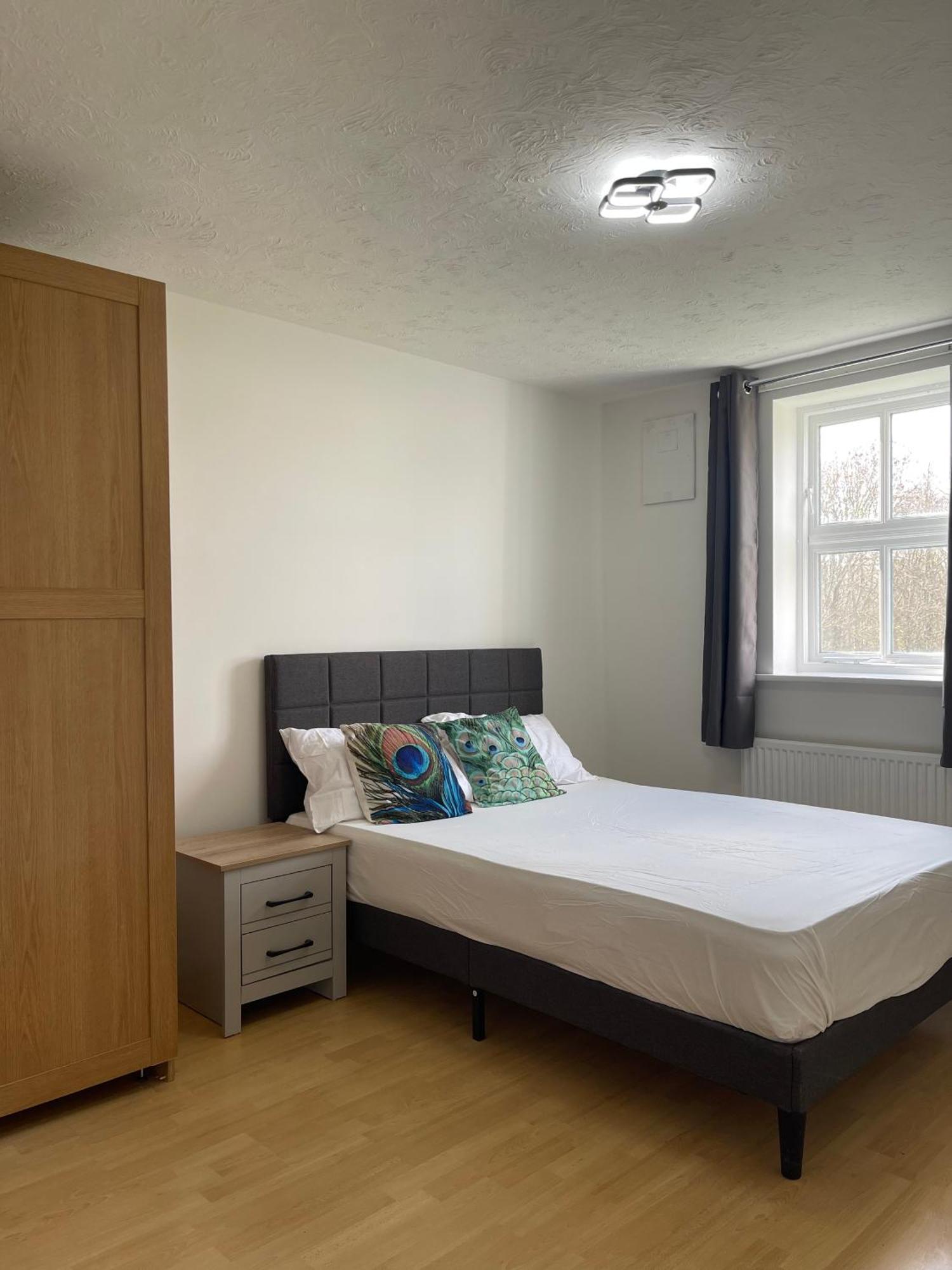 2bed Cozy Spacious - 15min To Canary Wharf O2 Excel