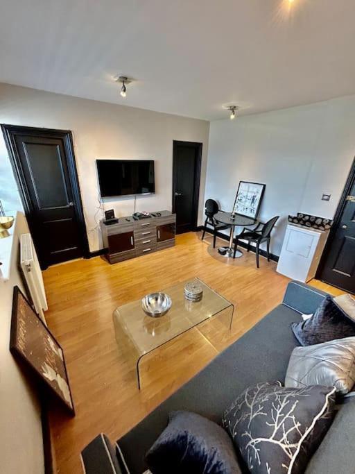 Appartement Chelsea Cloisters - One Bedroom Serviced Londen