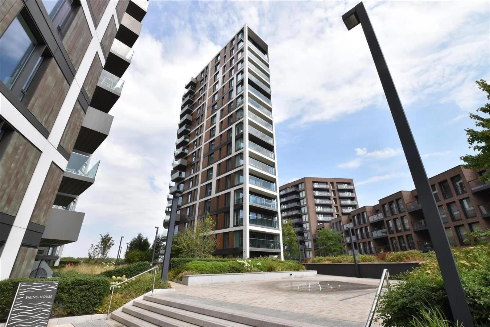 Apartment Luxury 1 Bed With Balcony *