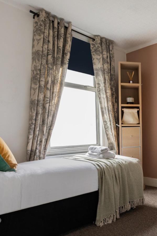 Perry Place - Forest Hill- 3 Bed House Feriehus