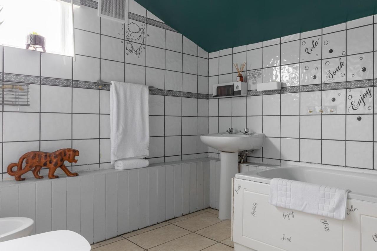 Perry Place - Forest Hill- 3 Bed House Feriehus *