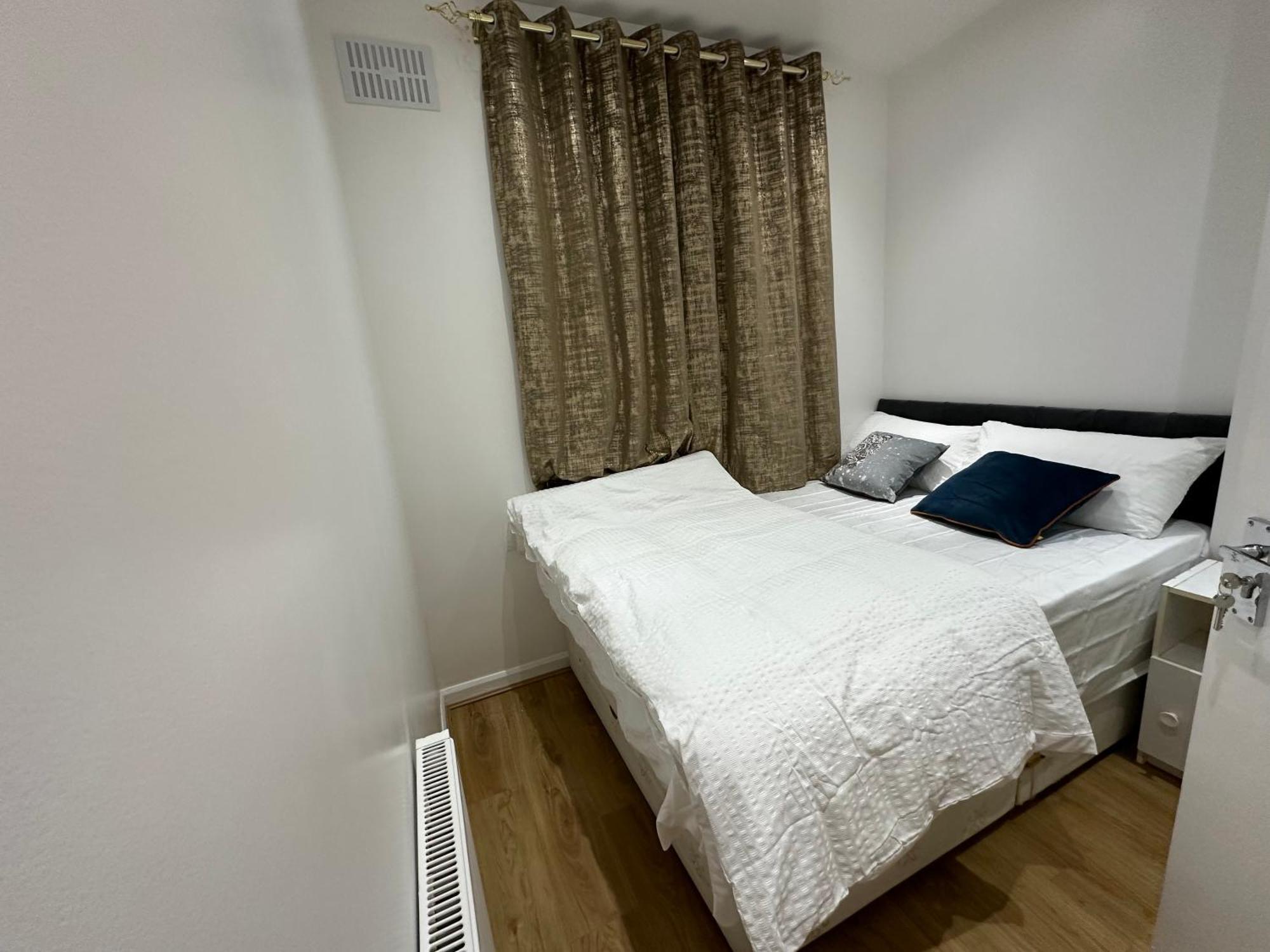 Gasthuis Smart Cosy/small Double In Oakridge Road Bromley