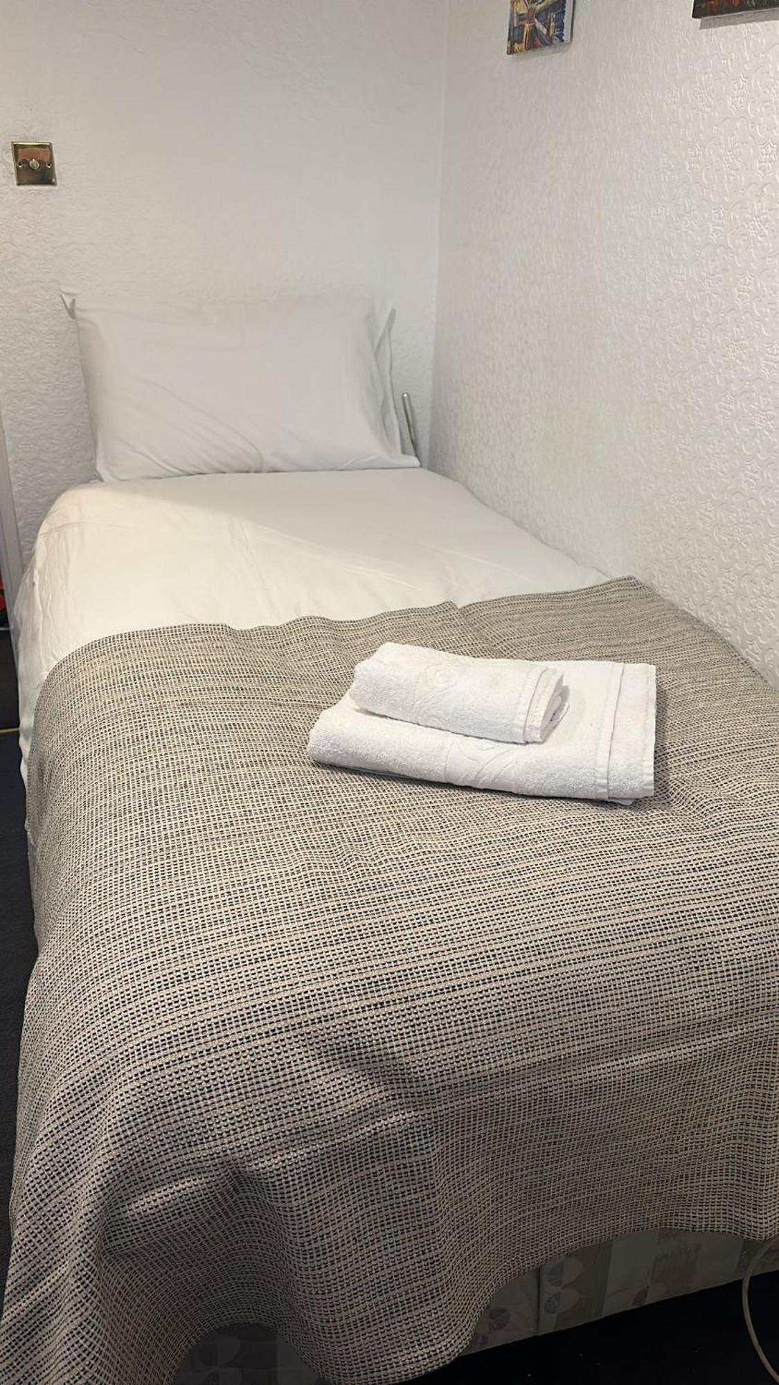 3 Bedroom Flat In Maida Vale Appartement Londen