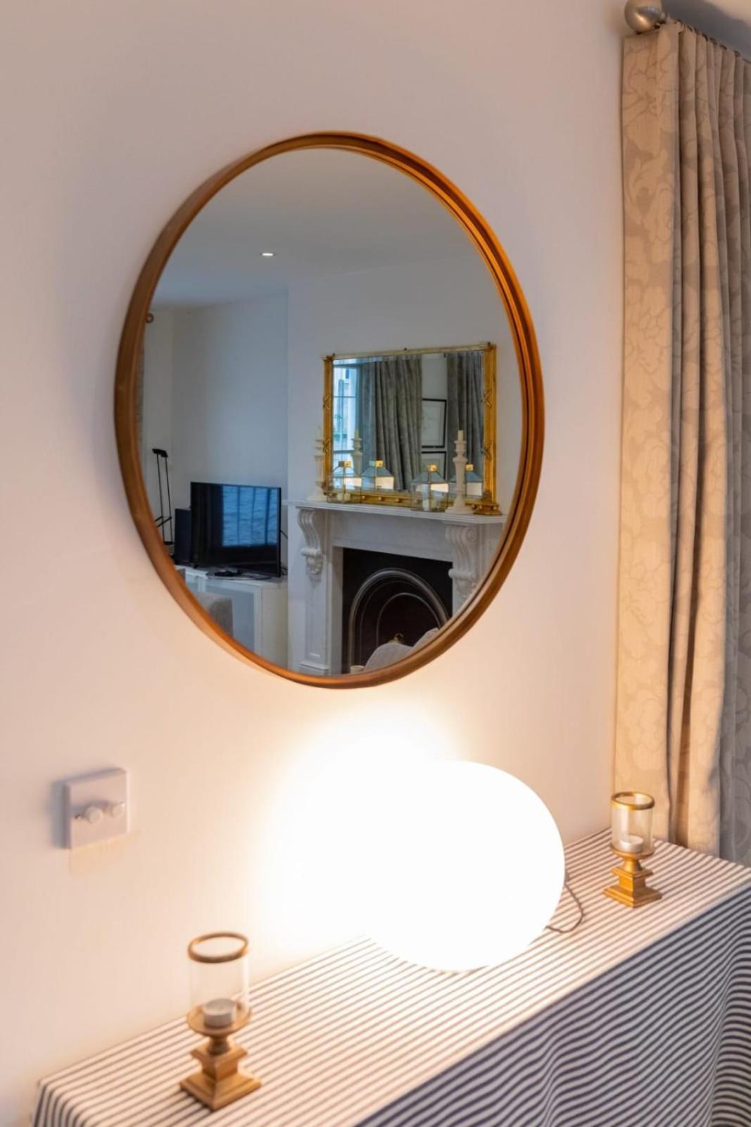 Elegant 2bd Flat 5 Mins To Kensington Gardens! London