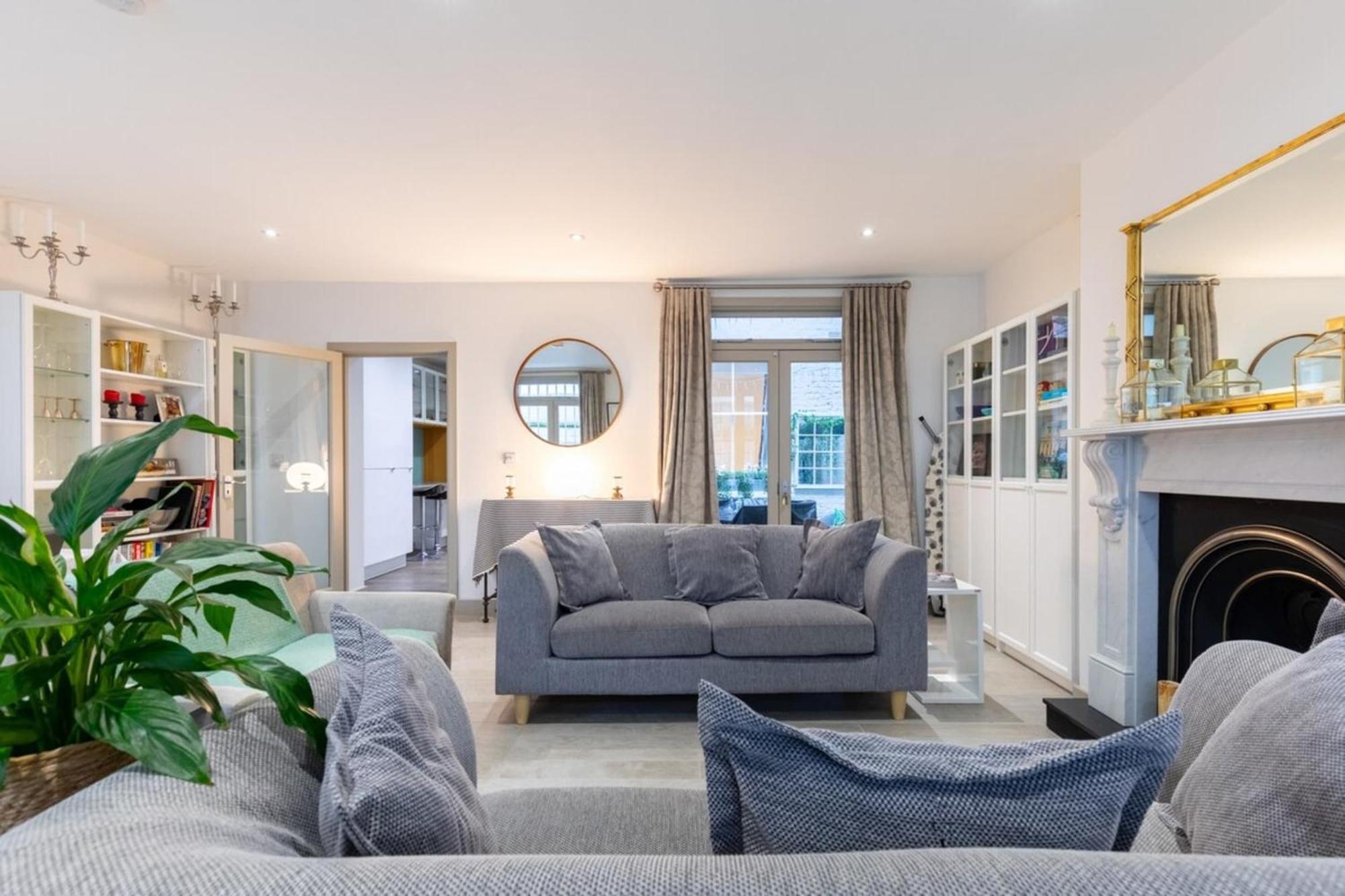 Apartment Elegant 2bd Flat 5 Mins To Kensington Gardens! *