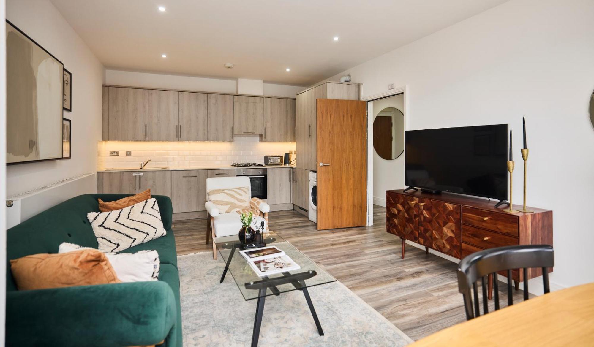 The Harlesden Hideout - Charming 2bdr Flat * London