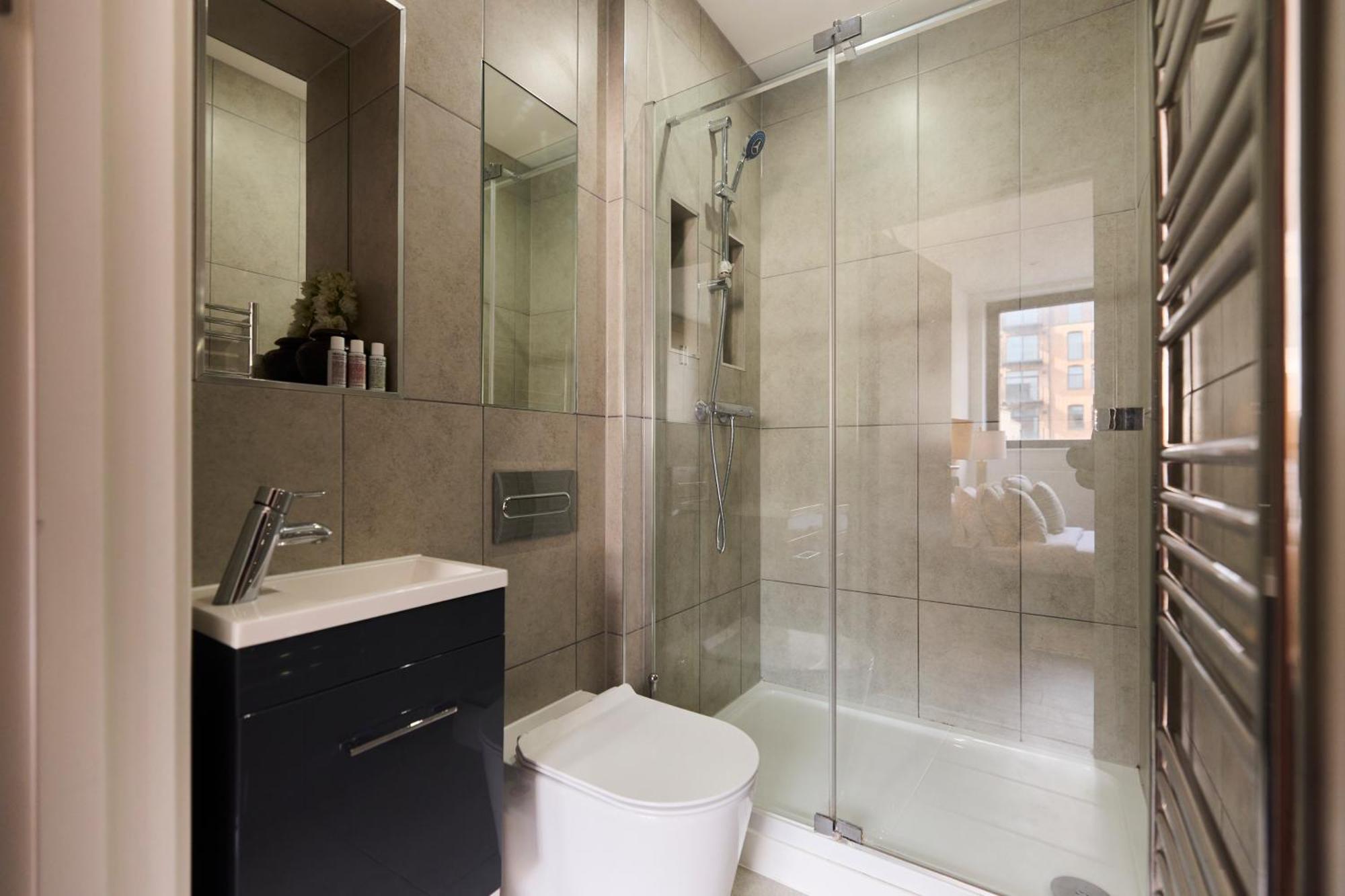 The Harlesden Hideout - Charming 2bdr Flat * London