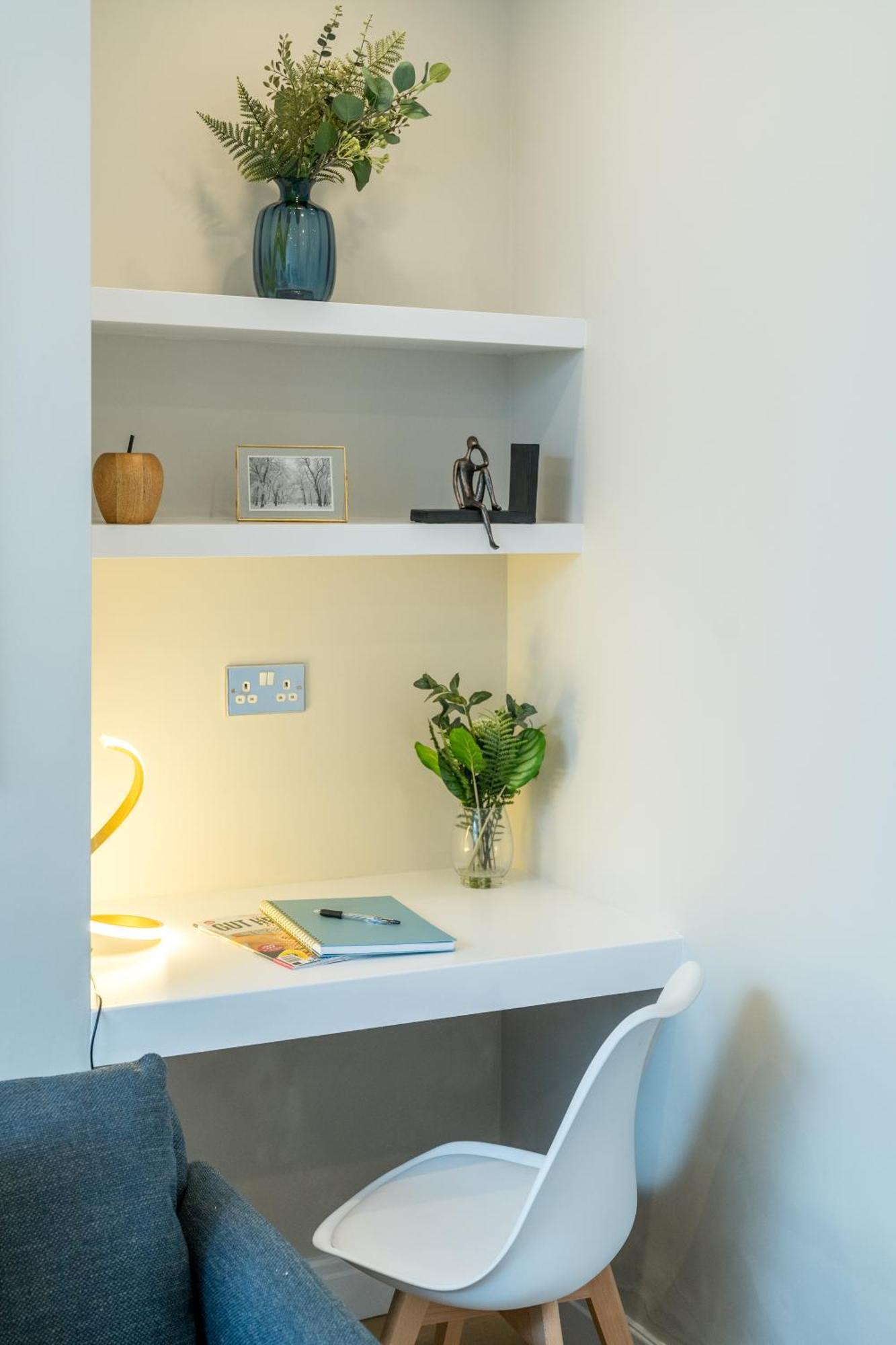 Tabard House Bridge In Of Apartment *
